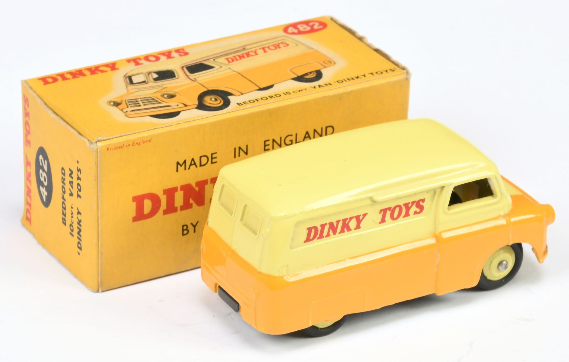 Dinky Toys 482 Bedford Van "Dinky Toys" - Two-Tone yellow, rigid hubs and silver trim to lights o... - Bild 2 aus 2