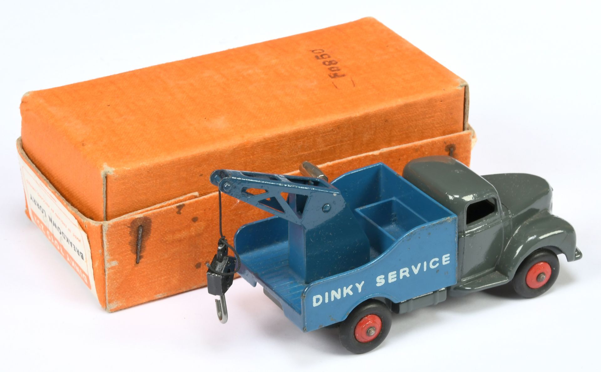 Dinky Toys 25X Commer Breakdown Lorry - Dark grey, blue back and jib, silver trim, reds rigid hubs  - Image 2 of 2