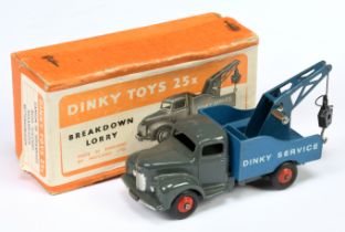 Dinky Toys 25X Commer Breakdown Lorry - Dark grey, blue back and jib, silver trim, reds rigid hubs