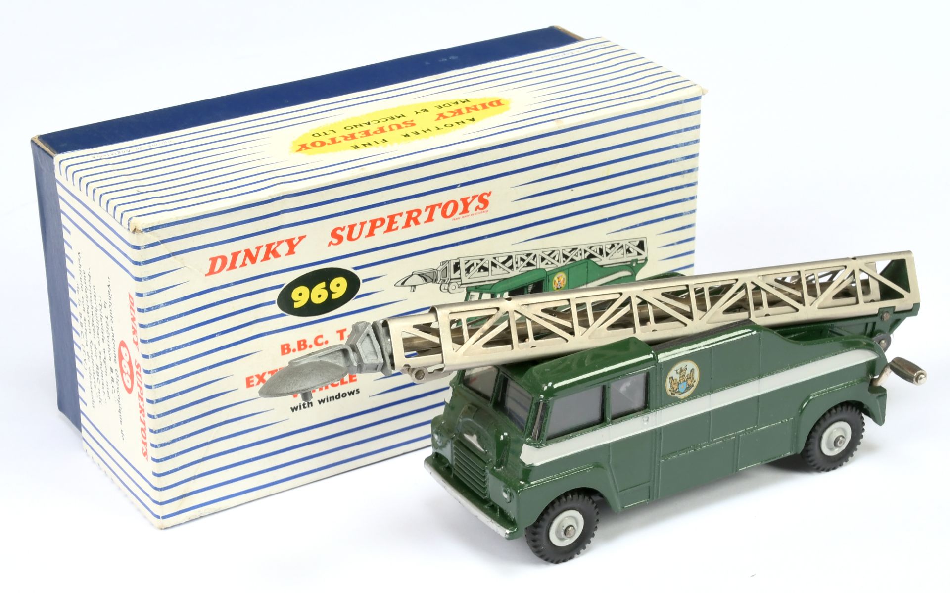 Dinky Toys 969 Extending Mast Vehicle "BBC TV" - Green, grey including supertoy hubs, silver trim...