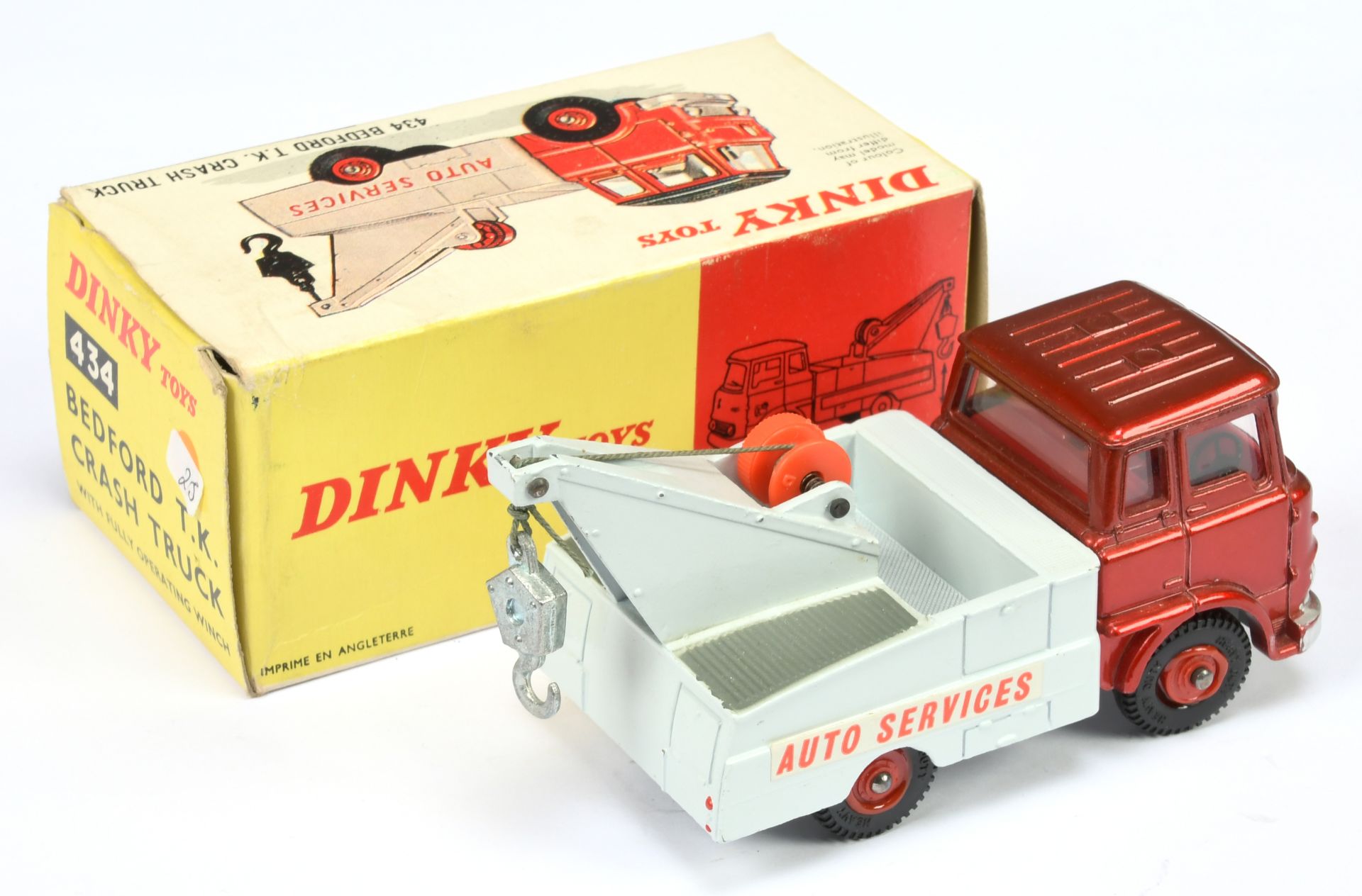 Dinky Toys 434 Bedford Tk Crash truck "Auto Services " - Metallic  Red cab, interior and plastic ... - Bild 2 aus 2