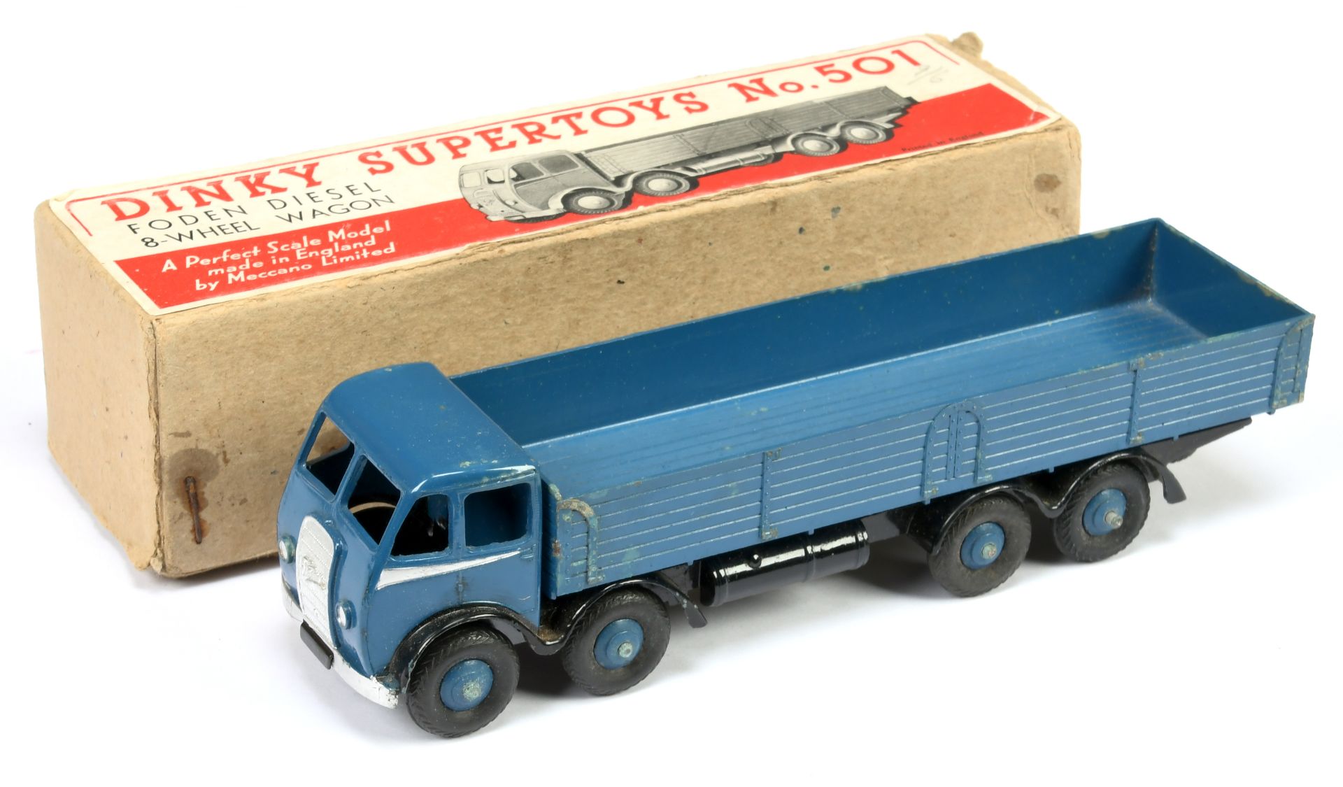 Dinky Toys 501 Foden (type 1) Diesel 8-Wheel Wagon - Blue cab, back and rigid hubs with herringbo...