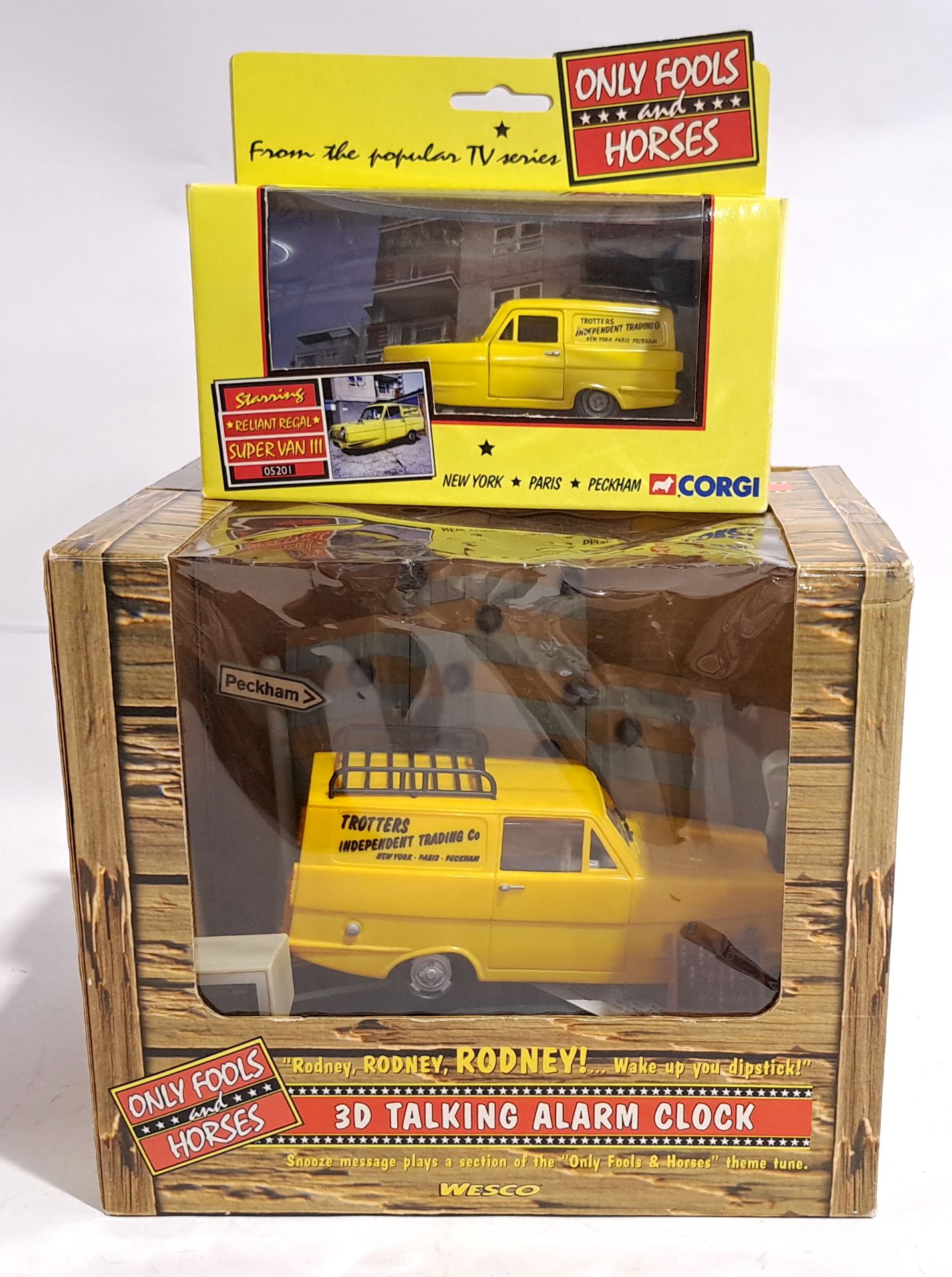 Corgi 05201 Only Fools and Horses Reliant Regal Supervan III & 3D Talking Alarm Clock, a boxed pair