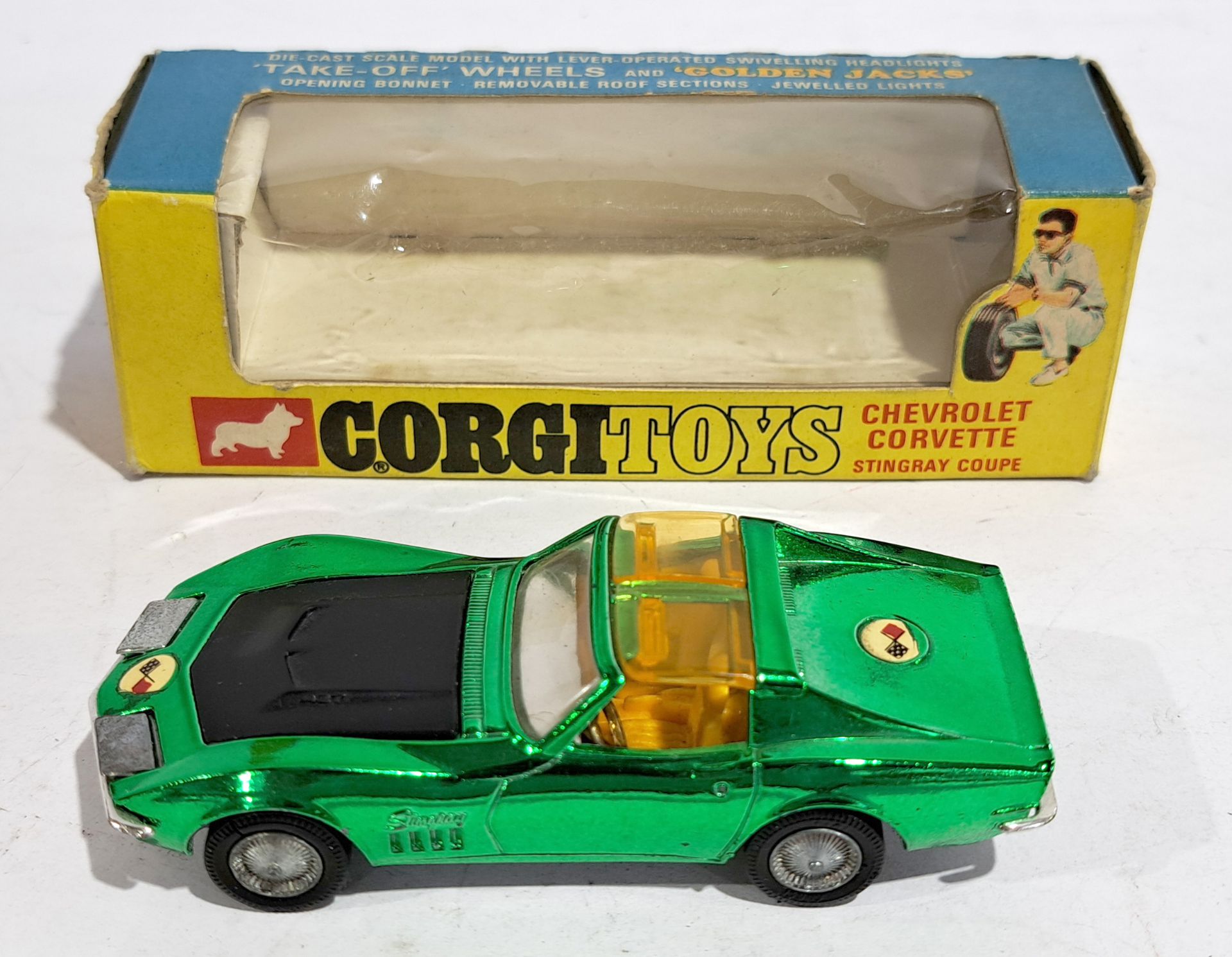 Corgi 300 Chevrolet Corvette Stingray Coupe Metallic Green, boxed