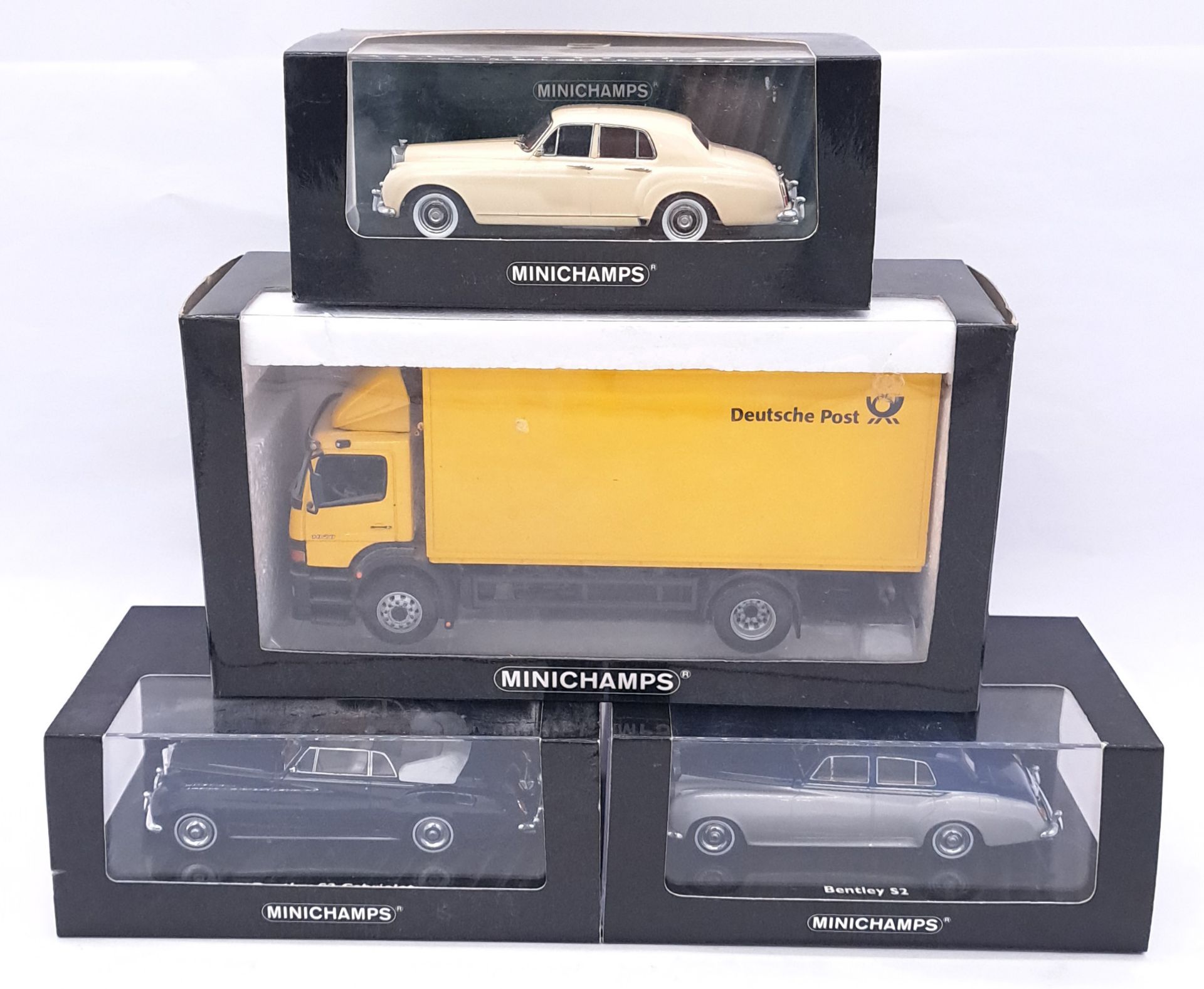 Minichamps, a boxed 1:43 scale group comprising of Cars & Commercials