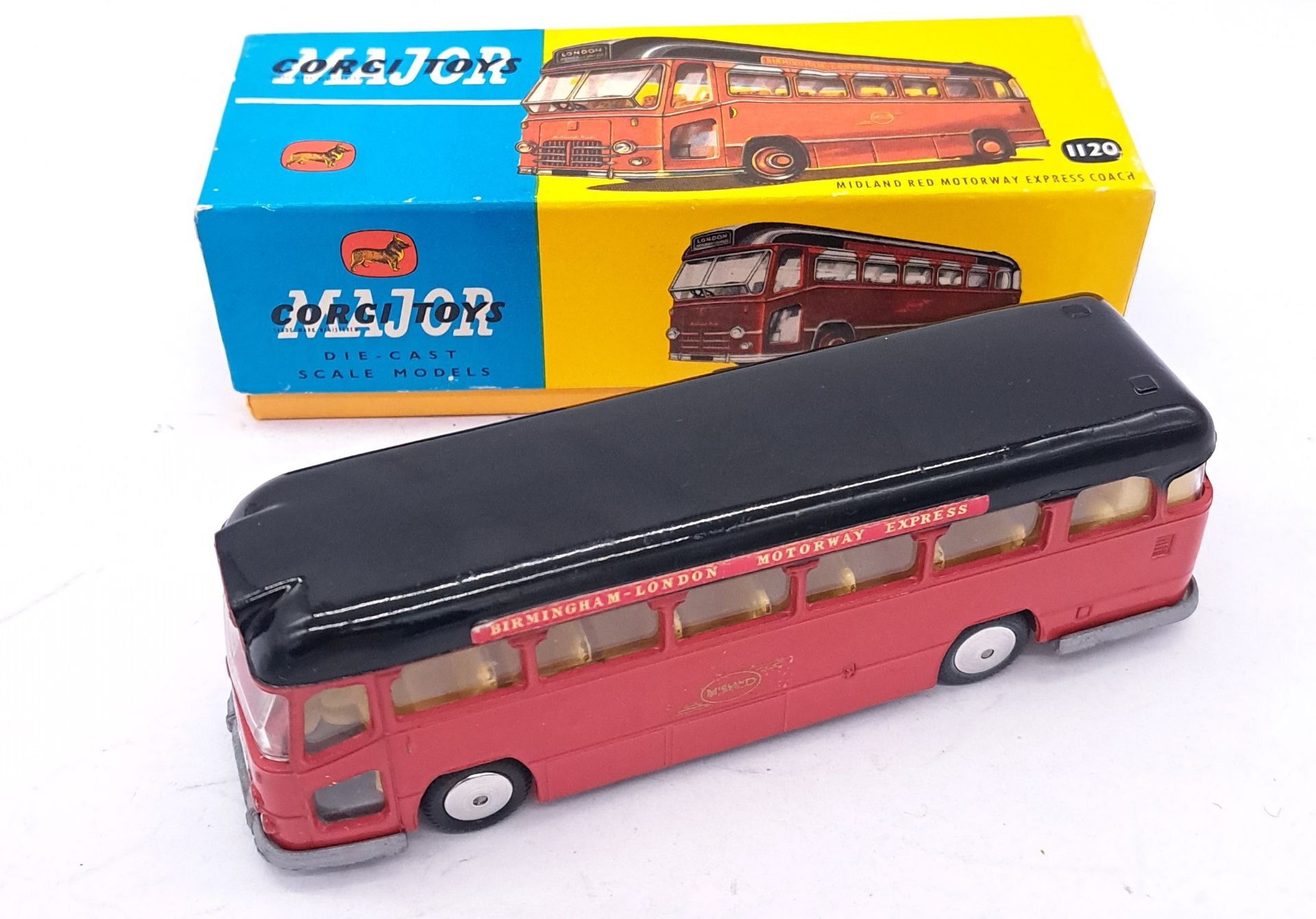 Corgi "Major" 1120 Midland Red Motorway Express Coach