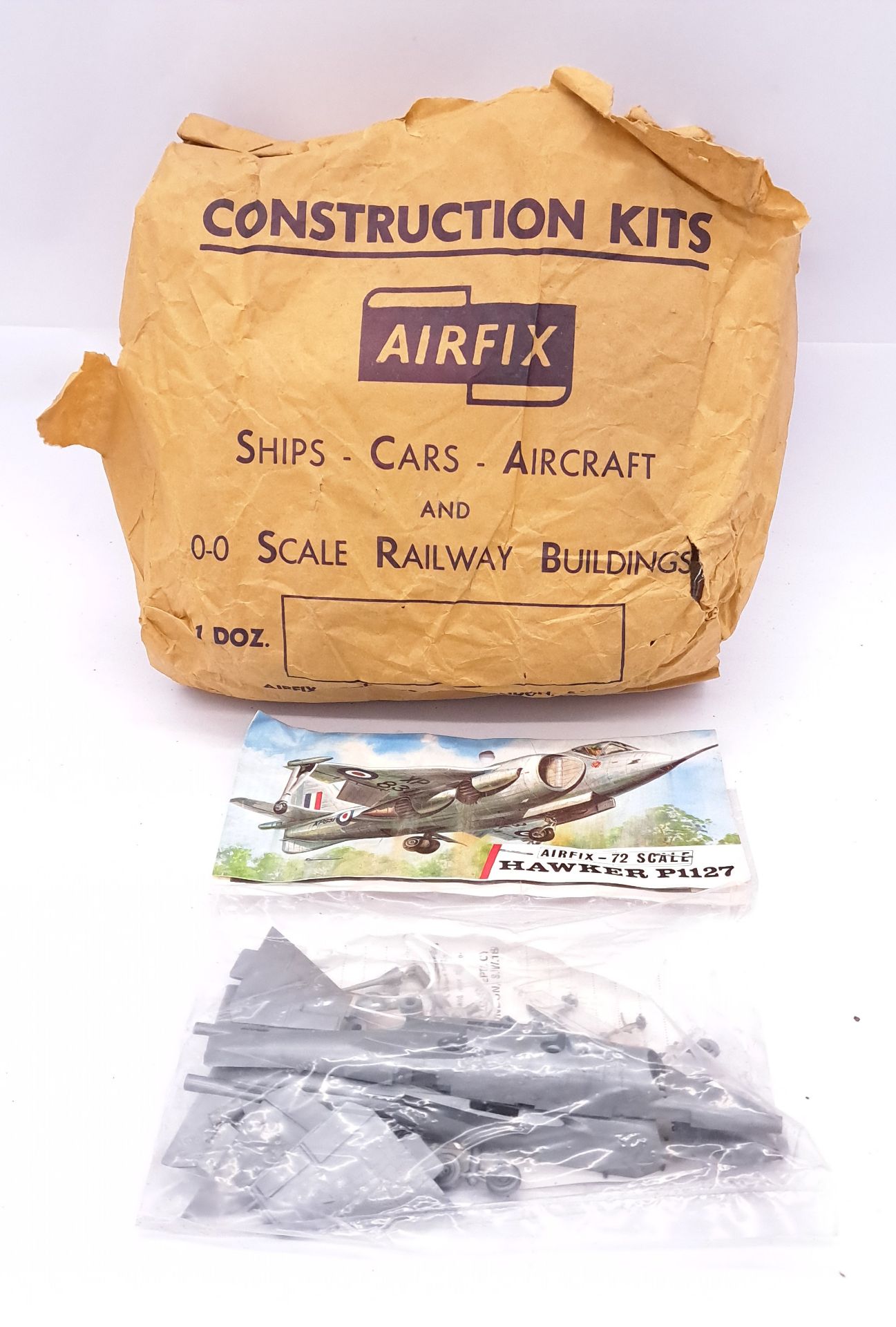 Airfix c1960’s ORIGINAL TRADE BAG complete with Bagged Type 3 “Hawker P.1127” Kits