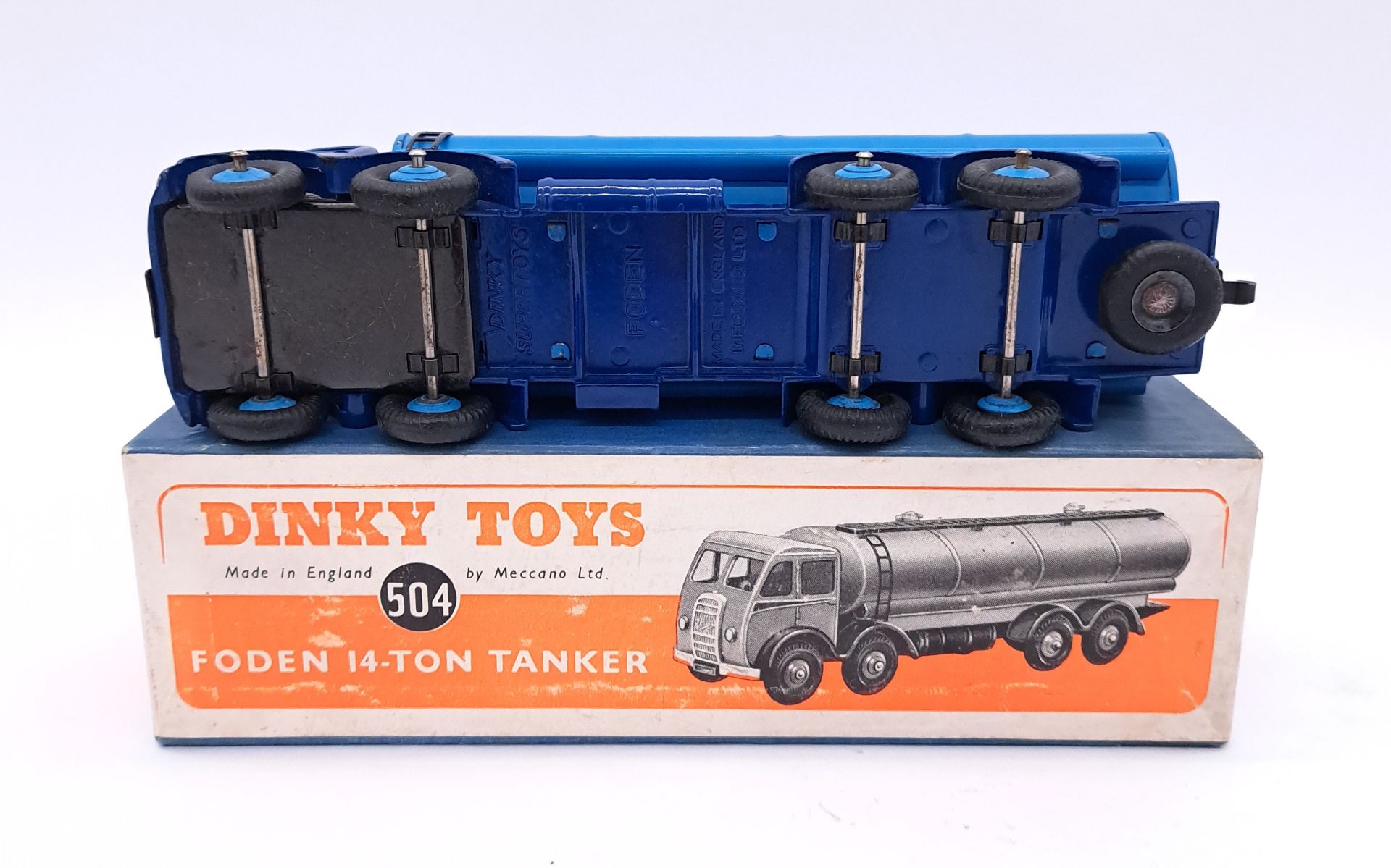 Dinky 504 Foden (Type 1) 14-ton Tanker - Image 6 of 7