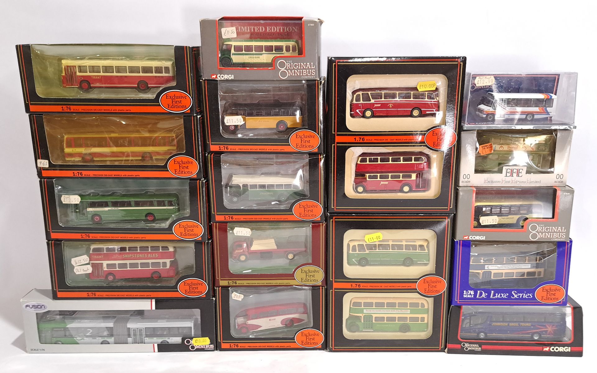 EFE 1:76 scale, Corgi & similar, Bus & coach related, a boxed group