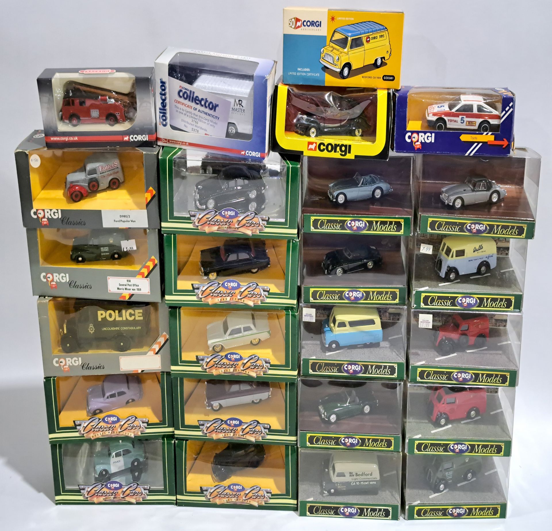 Corgi Classics & similar, a boxed mixed group