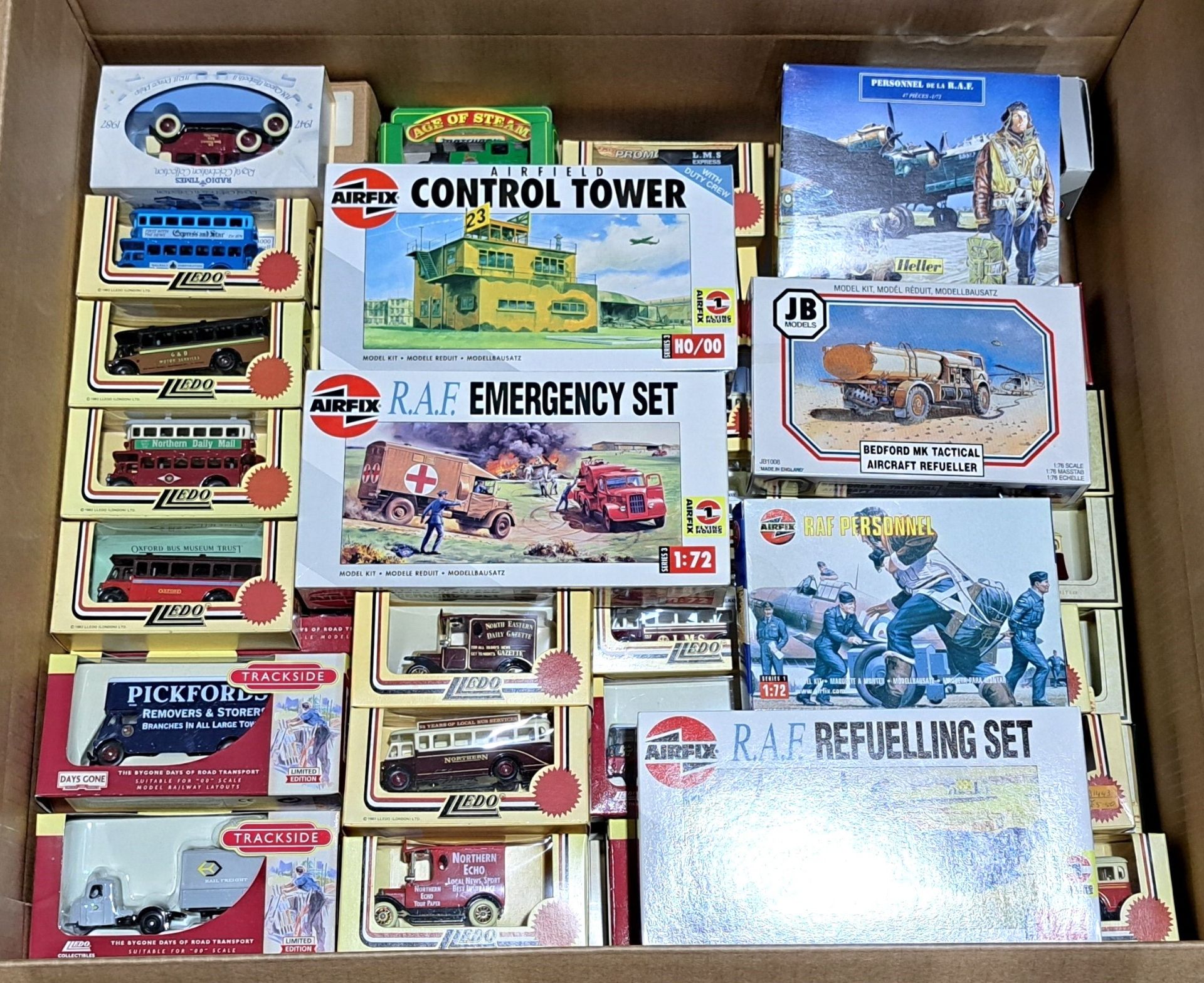 Lledo Days Gone Promotional Models & similar & AIrfix Models, a large boxed group