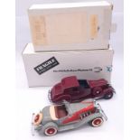 Danbury Mint, a boxed pair of 1:24 scale Classic cars comprising