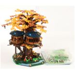 Lego 21318 Ideas #026 Tree House, built model using Autumn coulour leaf pack, also comes with sta...