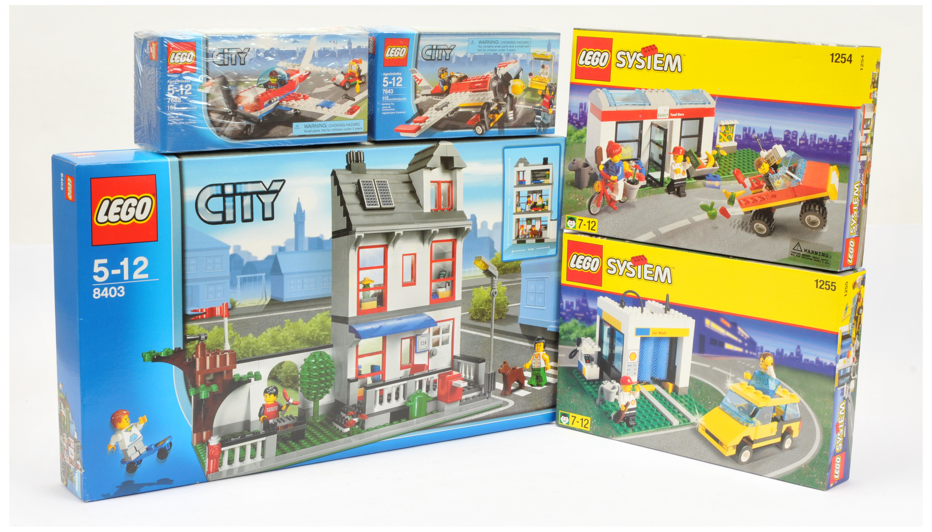 Lego sets x 5 includes 1254 System - Town Convenience Store, System - Shell Car Wash, 8403 City -...