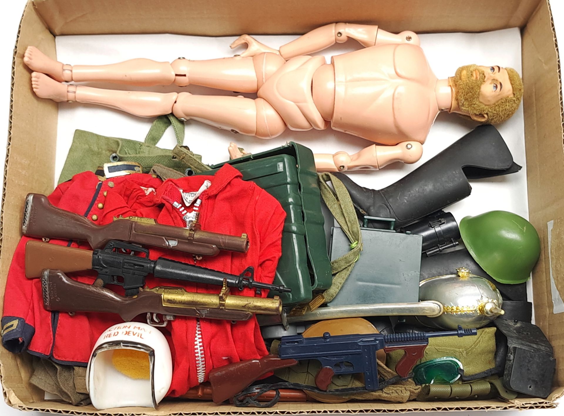 Palitoy Action Man vintage, unboxed group to include undressed flock head figure, plus various ac...