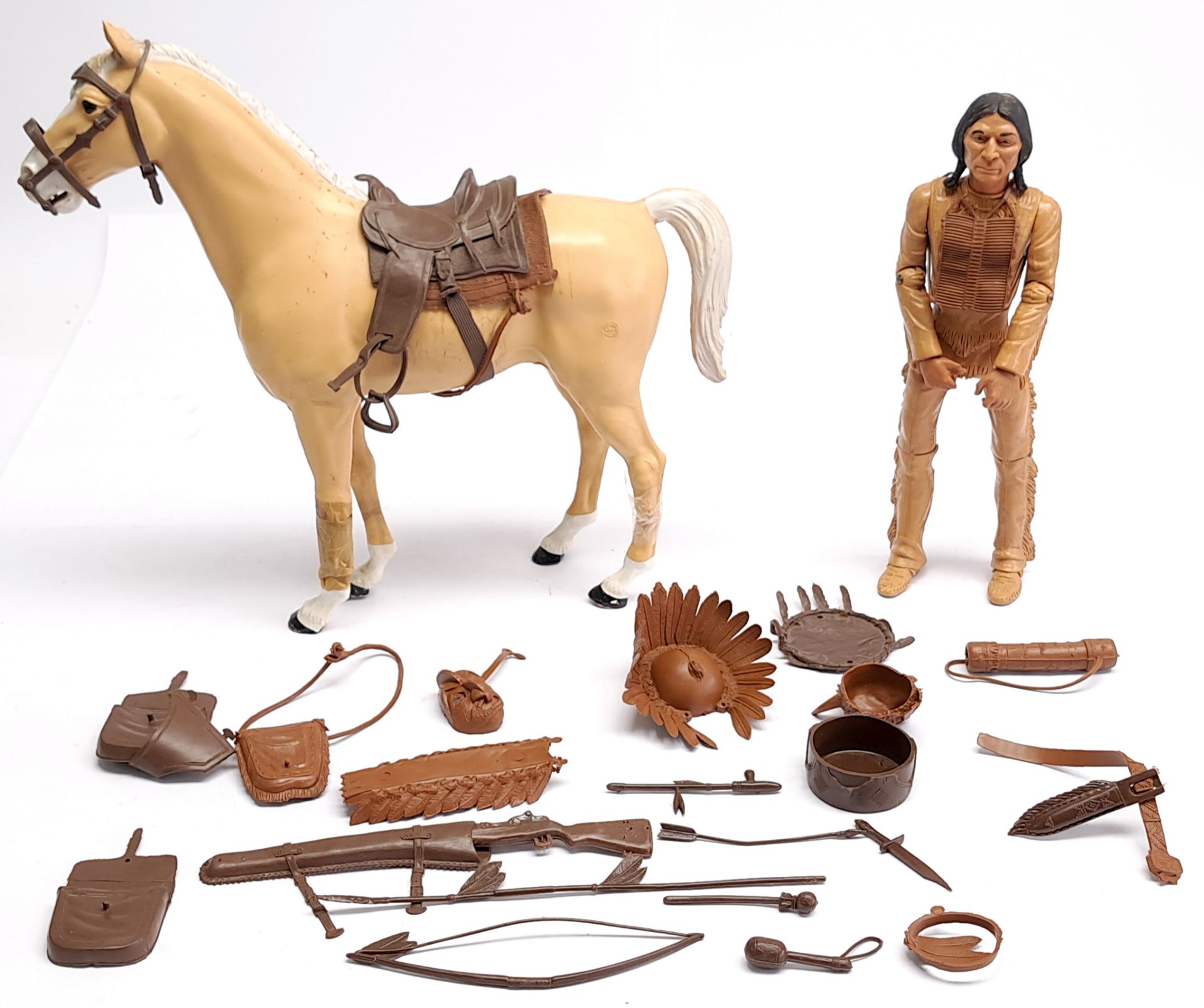 Marx Chief Cherokee loose movable Indian figure with various accessories, plus Thunderbolt horse ...