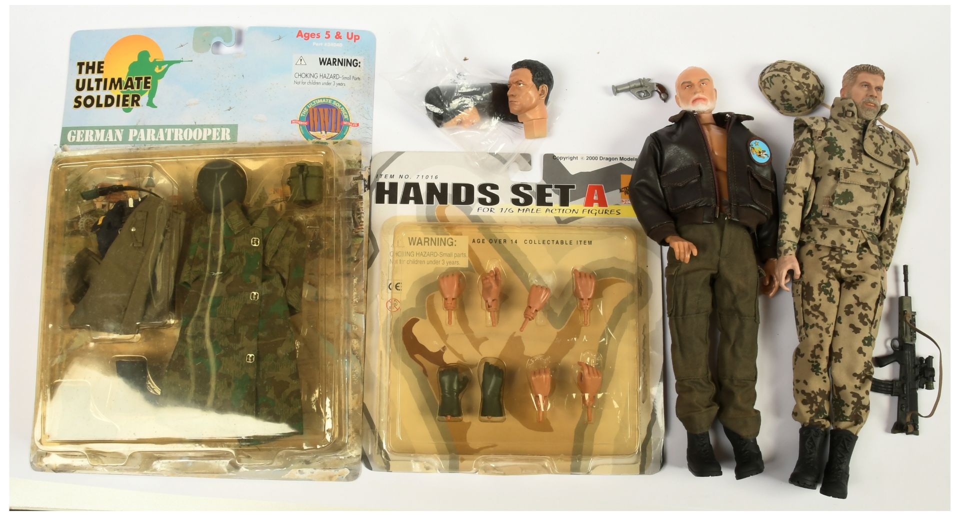 Dragon / 21st Century Toys (or similar), a mixed group of 1/6th scale figures, spare heads and ac...