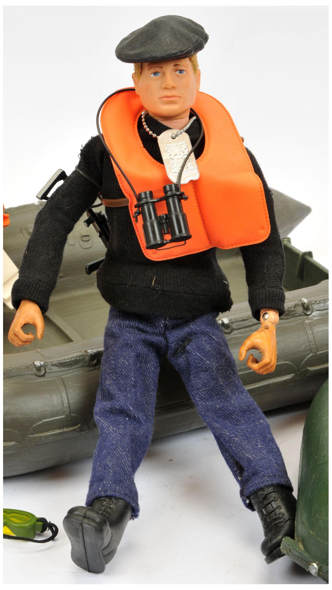 Palitoy Action Man Vintage group includes (1) loose flock head dressed figure - not checked for c... - Image 2 of 2