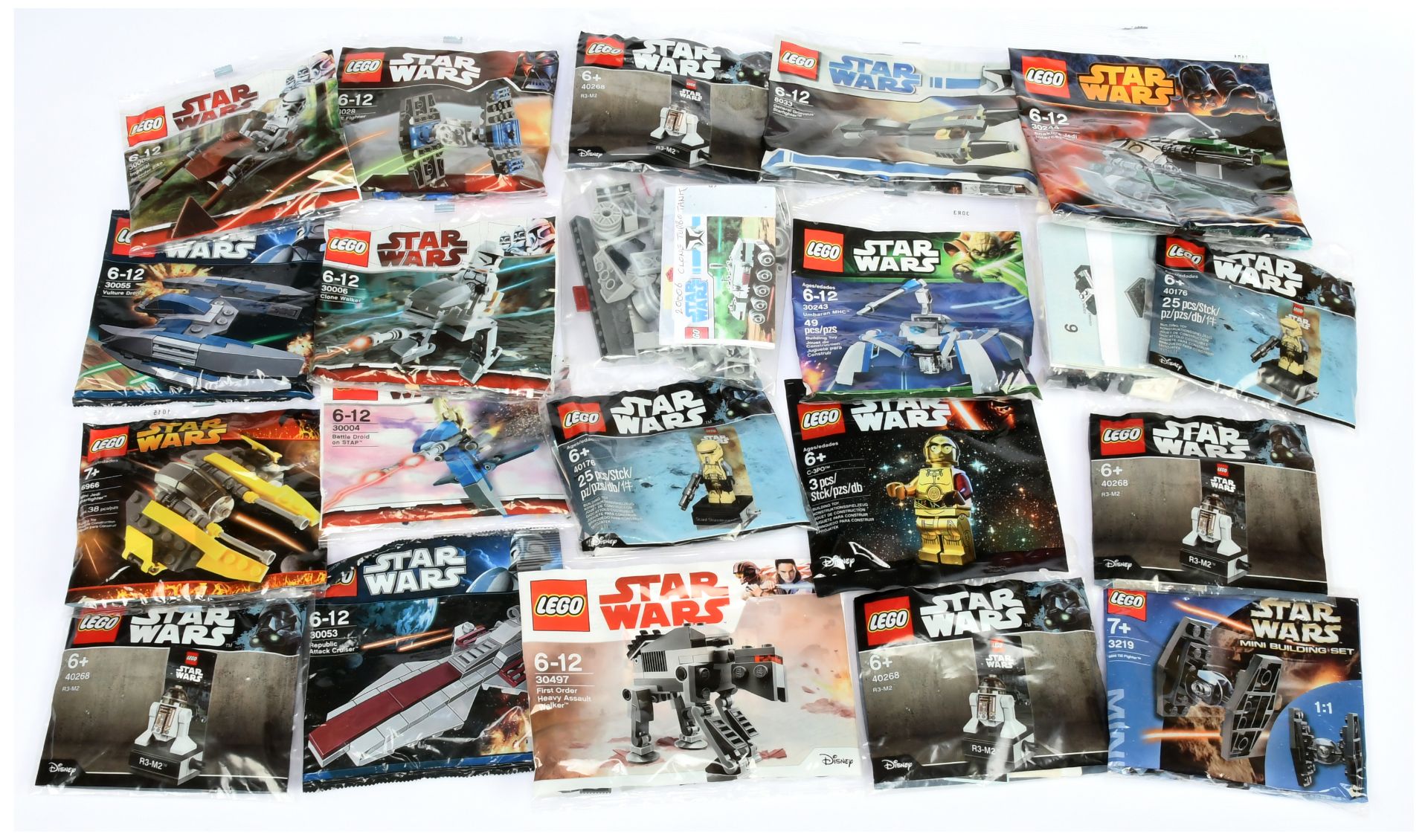 Lego Star Wars Group of Baggies to include 5005378 Darth Vader; 200019 Slave; 40268 R3-M2; 500294...