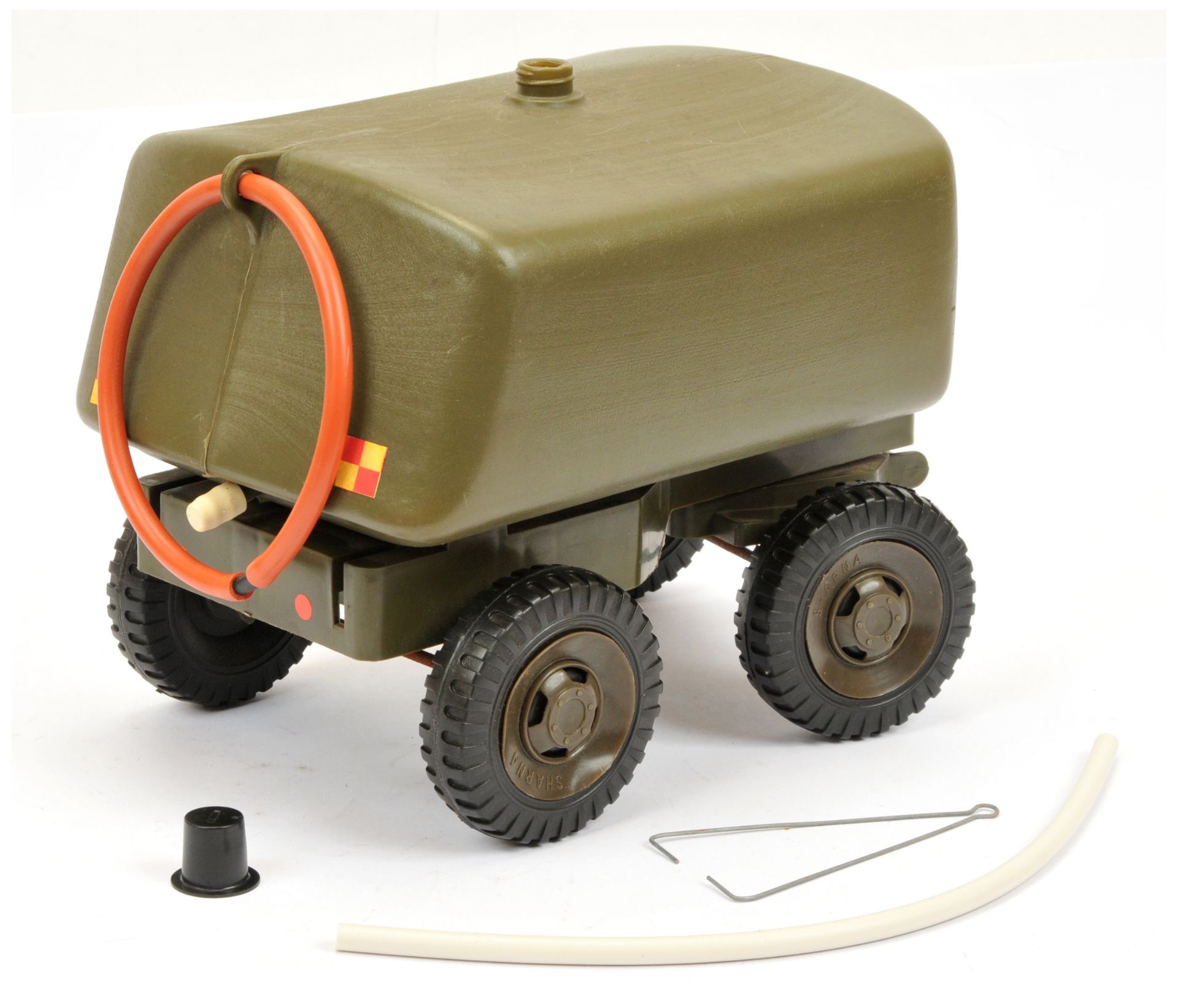 Sharna Vintage Fuel Tank with plastic plug to suit 1/6 scale Action Man figures (stated as rare b... - Image 2 of 2