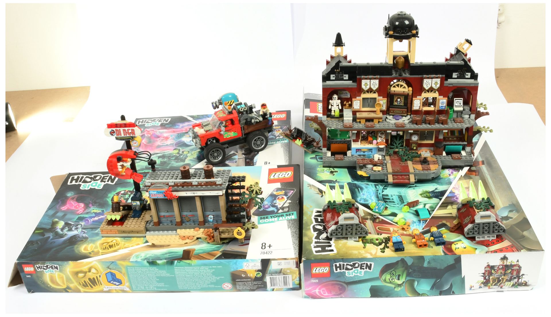 Lego Hidden Side Group (1) 70425 (2) 70422 (3) 70421 - Built models without instruction, not chec...