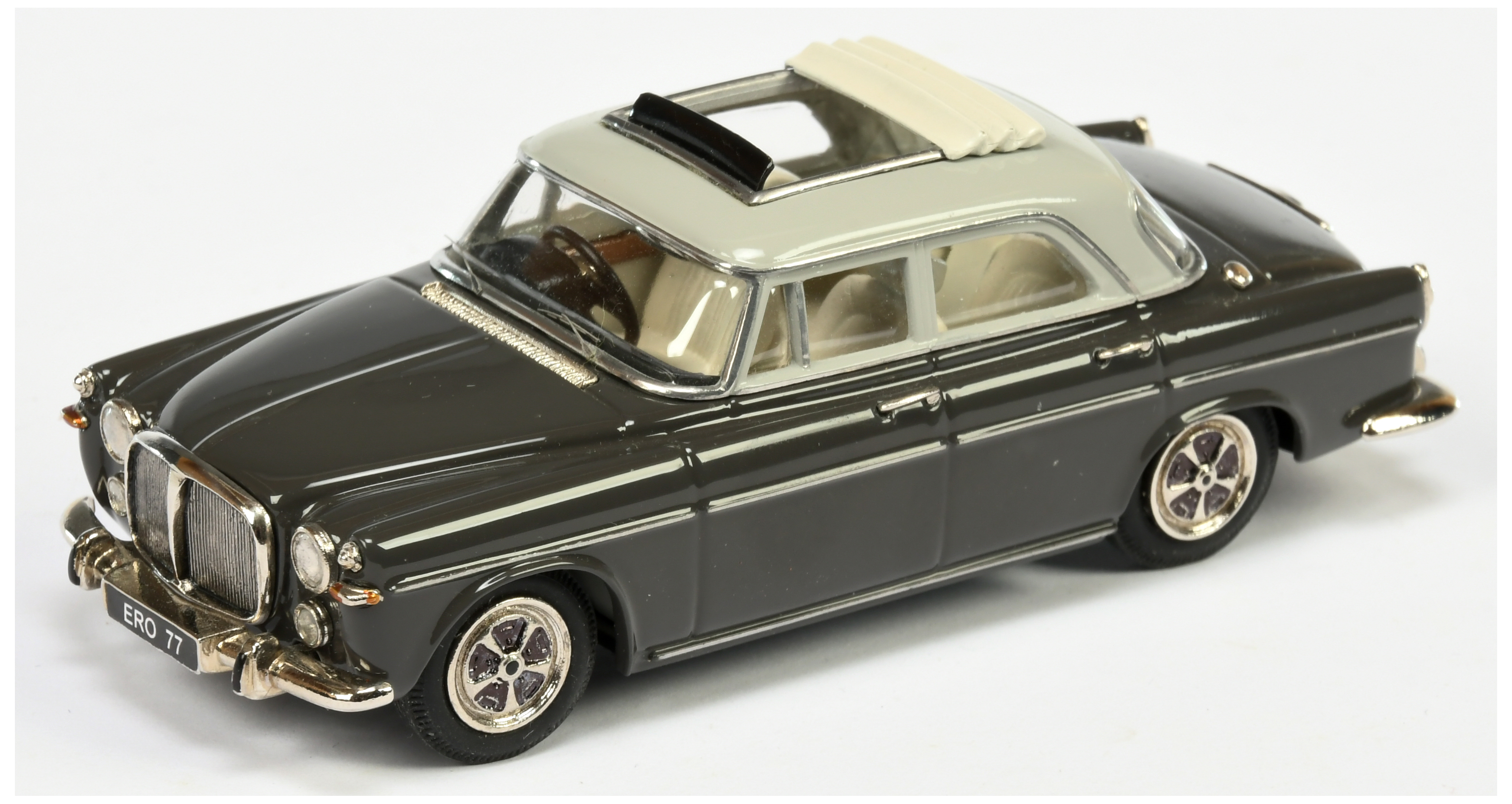 Kenna Models Rover P5b Saloon