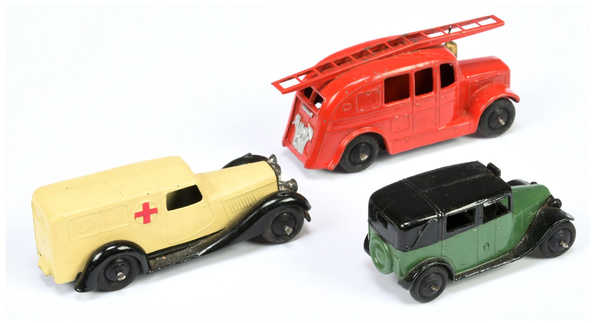 Dinky group of  postwar vehicles - Including 25h stream line  fire engine - Image 2 of 2