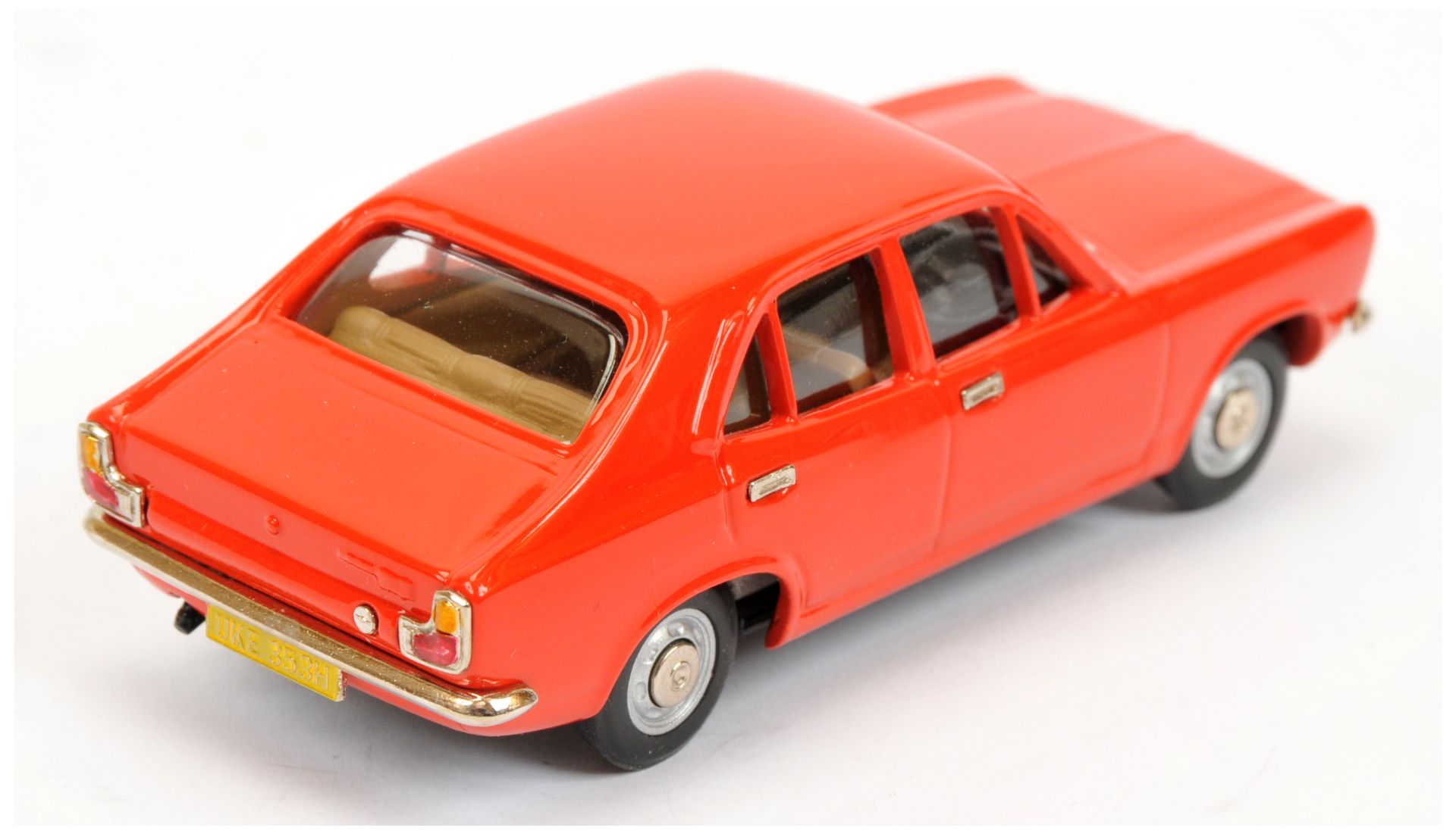 Lansdowne Models (Brooklin) LDM35 Hillman Avenger 1970 - Image 2 of 2