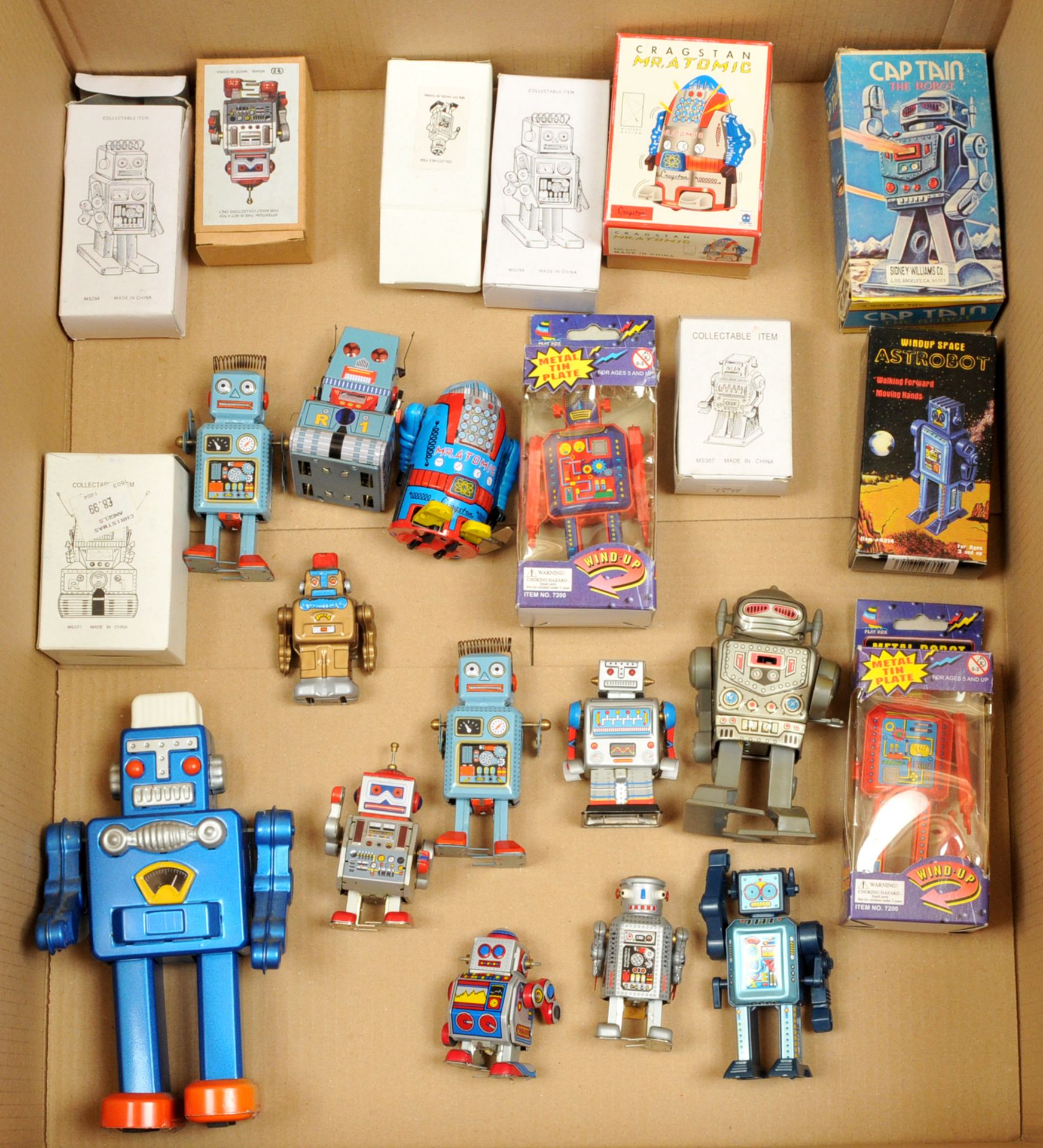 Tinplate Robots x fourteen