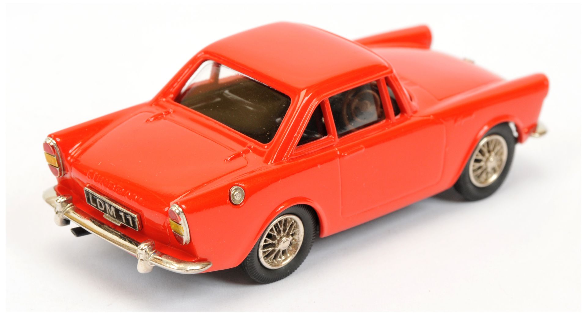 Lansdowne Models 1/43rd Scale LDM11 1963 Sunbeam Alpine Series III  - Image 2 of 2