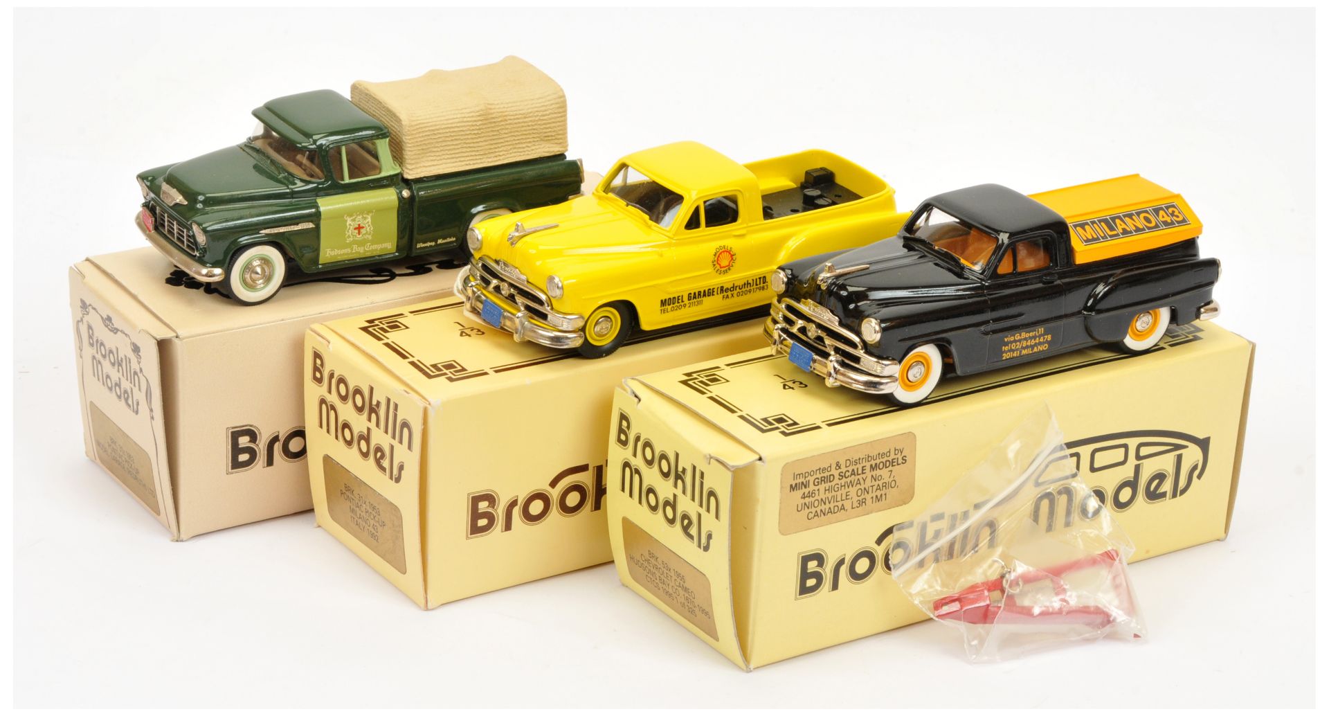 Brooklin group of models to include (1) BRK31z 1953 Pontiac Pick-Up model Garage