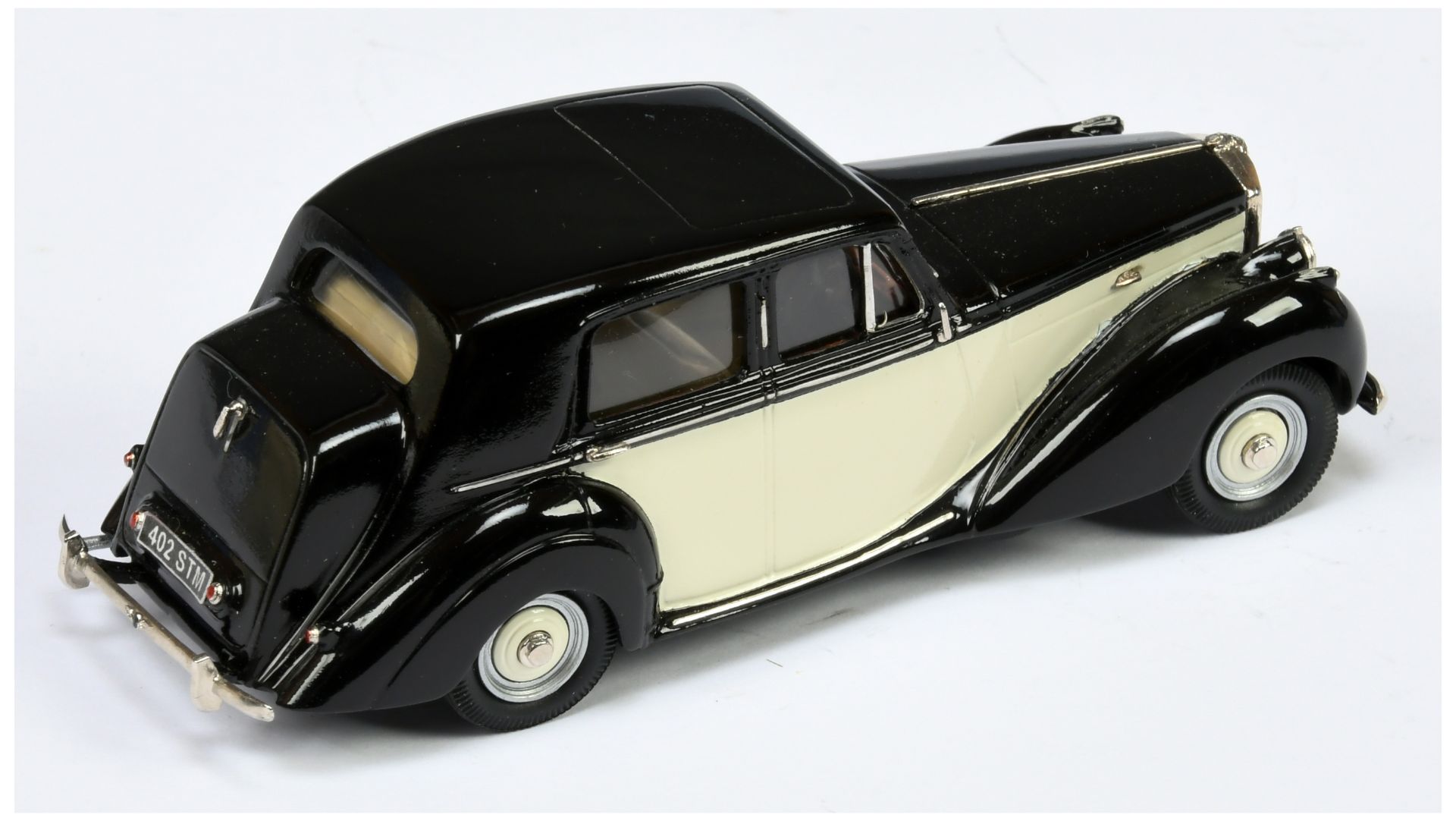 Brooklin Models (Lansdowne) No.LDM64 Bentley Mk.VI Saloon  - Image 2 of 2