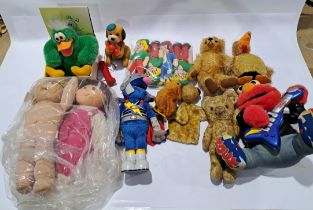 Elmo, Sooty, Cabbage Patch and similar. A mixed group of bears. Un checked for completeness or un...