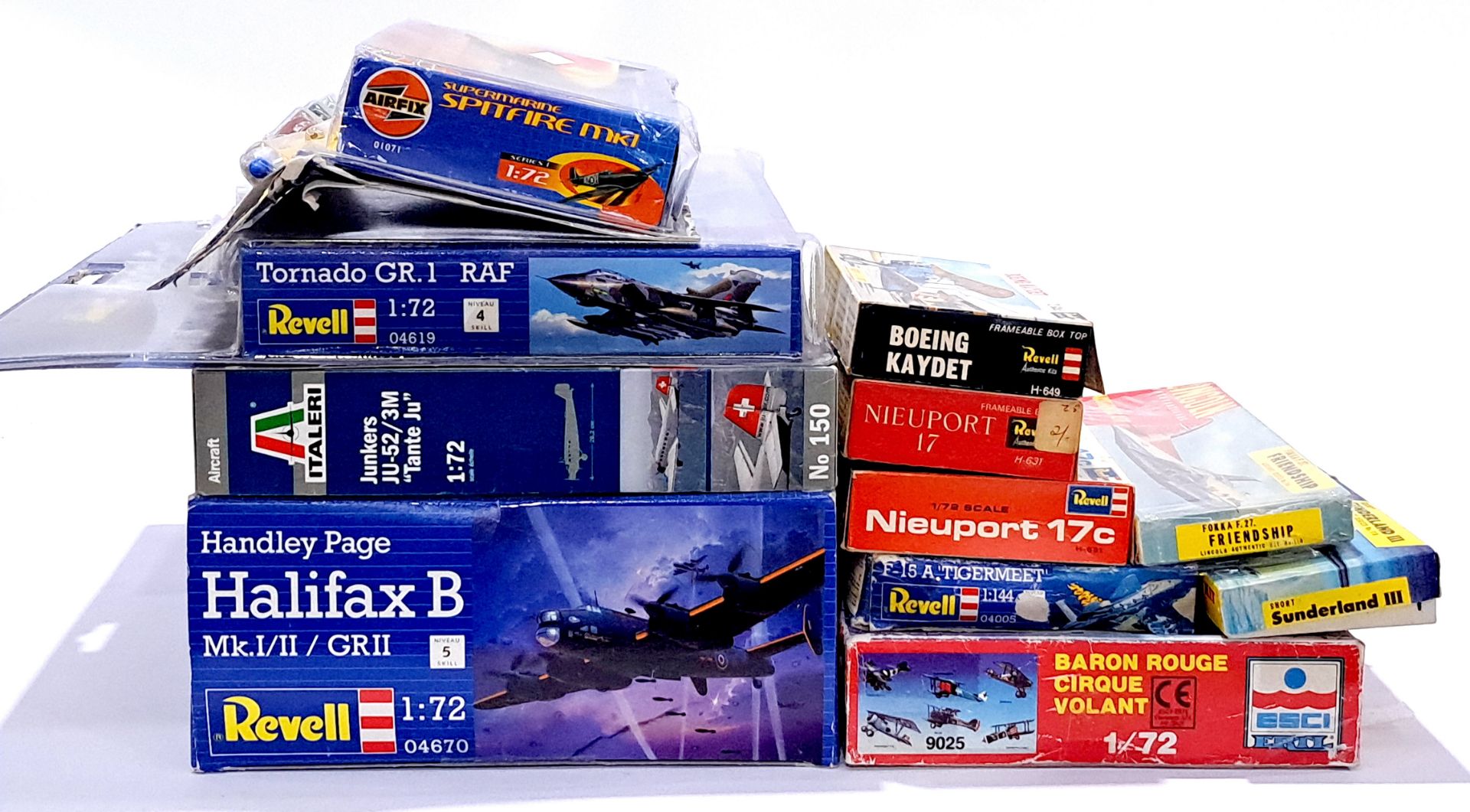 Airfix, Revell and similar, a mixed boxed group of scale Planes. Not checked for completeness or ...