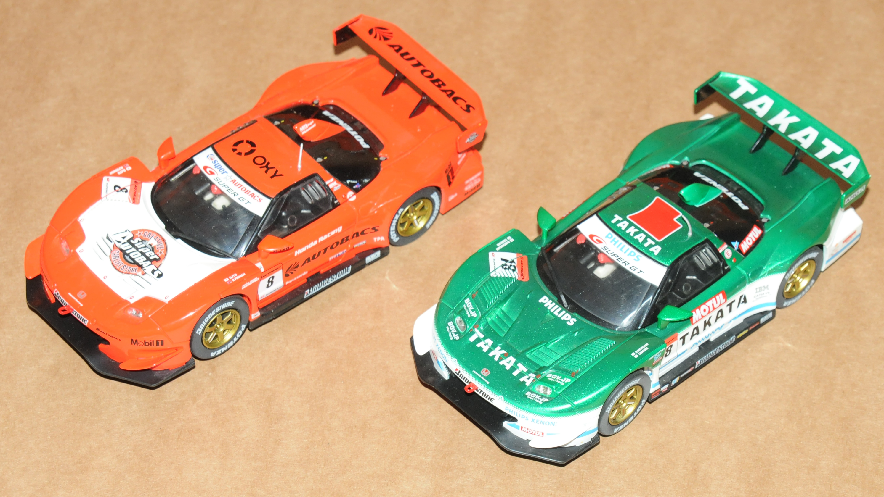 Scalextric and similar a mixed large group of Accessories including Trees, buildings and figures,... - Image 3 of 5