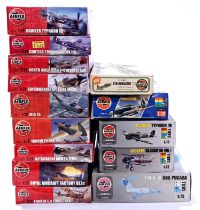 Airfix, a mixed boxed group of 1/72 scale Planes. Not checked for completeness or correctness, th...