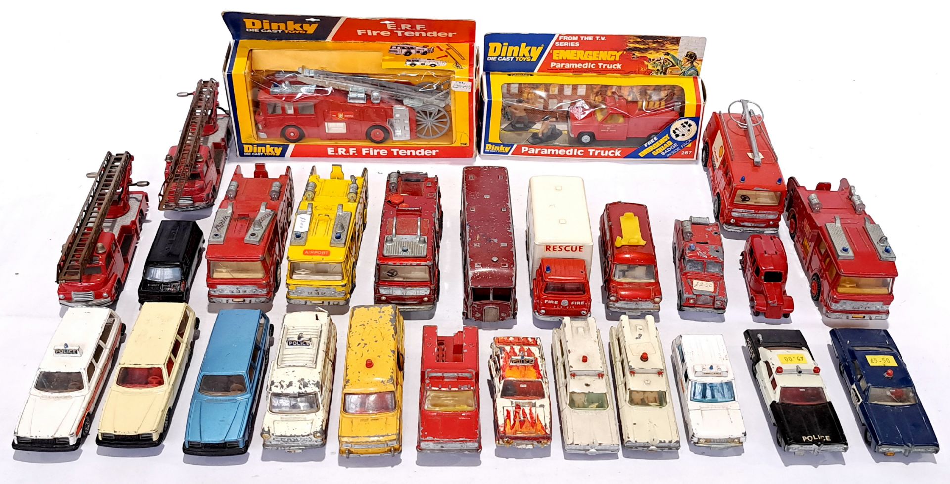 Dinky, a boxed & unboxed mixed vehicle group