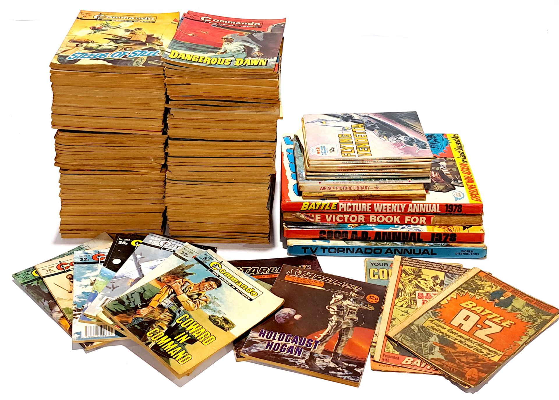 Commando, Starblazer, War Picture Library & similar, a large quantity of mostly paper back books