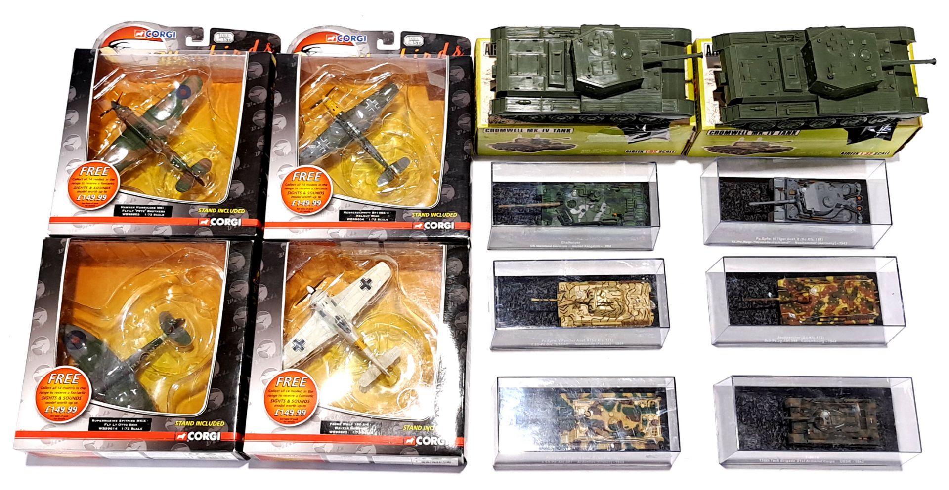 Corgi, Airfix & similar, a boxed military group