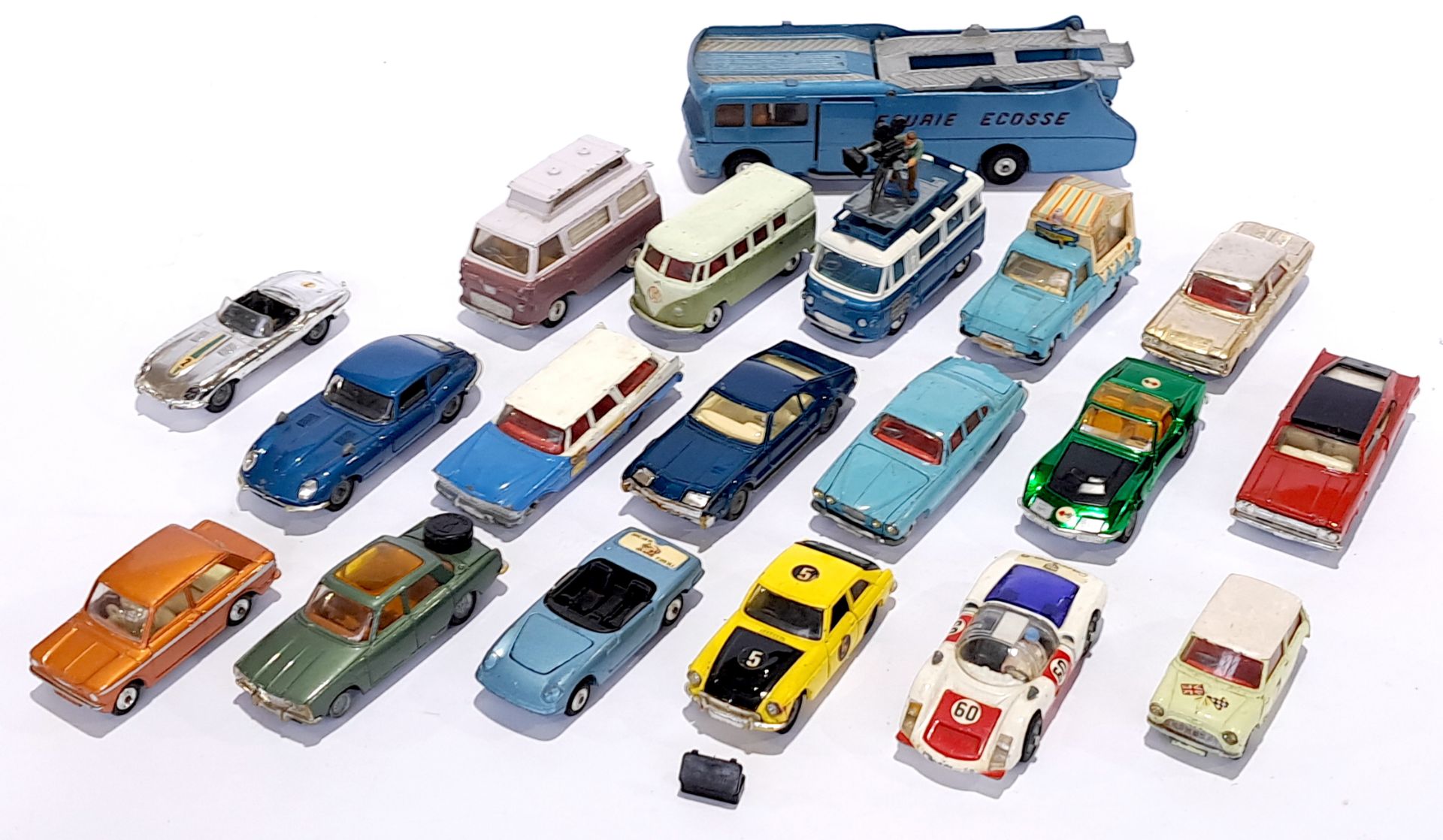 Corgi, an unboxed mixed vehicle group