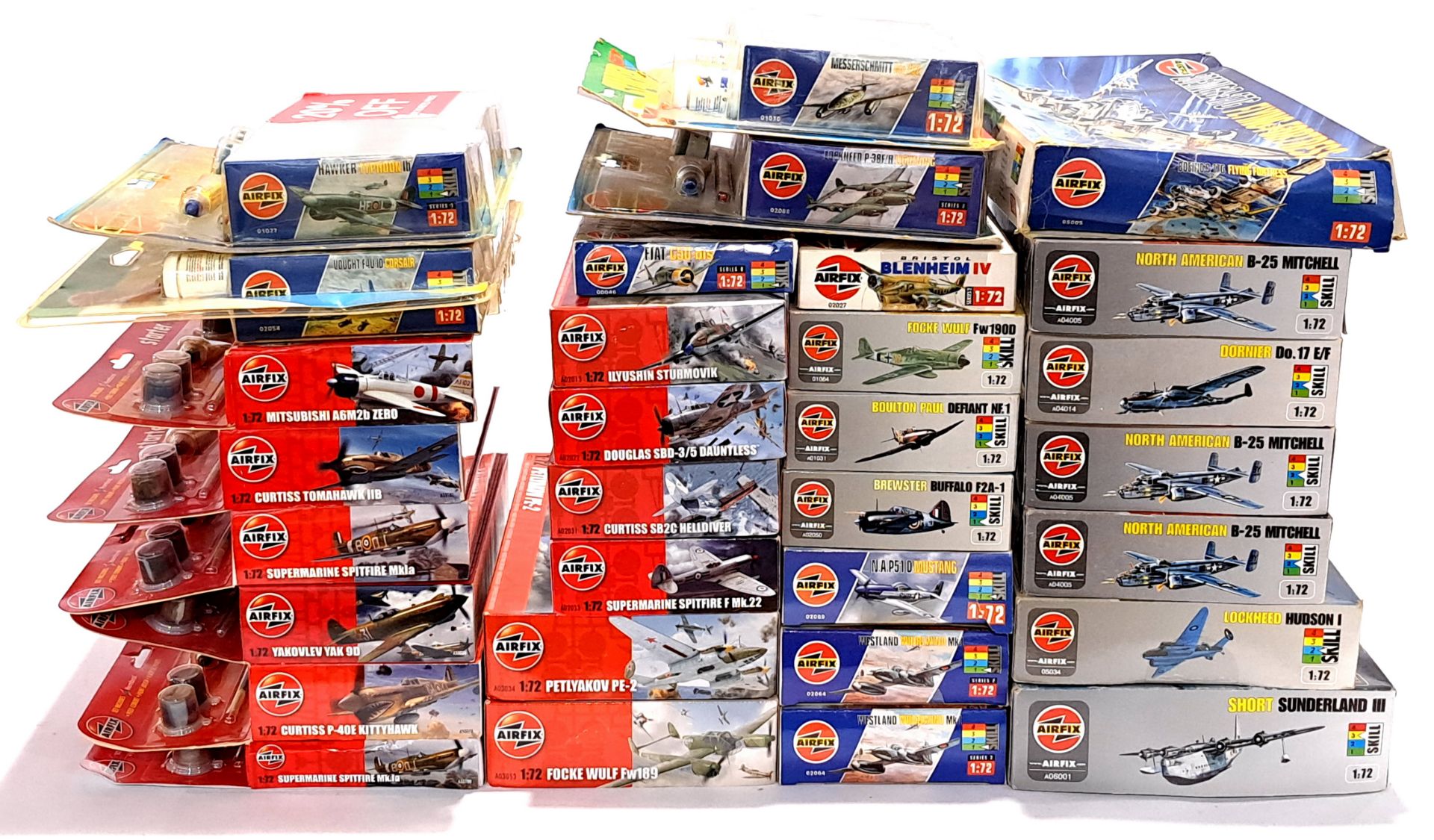 Airfix, a boxed 1:72 scale aircraft unmade plastic model group