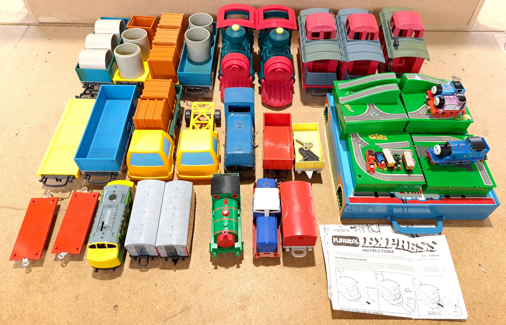 ERTL Thomas the Tank Engine, Playskool Express & similar, an unboxed group - Bild 3 aus 3