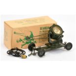 Britains 1718 Searchlight on mobile chassis - dark military green including hubs