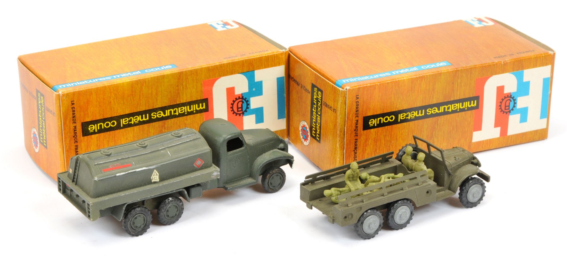FJ Military a pair  - (1) Fuel tanker  - Drab green including hubs and (2) Troop transporte - Image 2 of 2