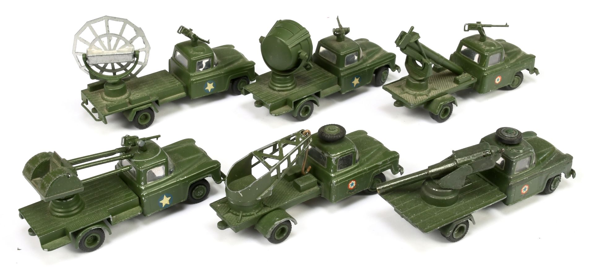 Vilmer toys Military  group of 6 unboxed Chevrolet , searchlight, radar scanner with spare wheels... - Bild 2 aus 2