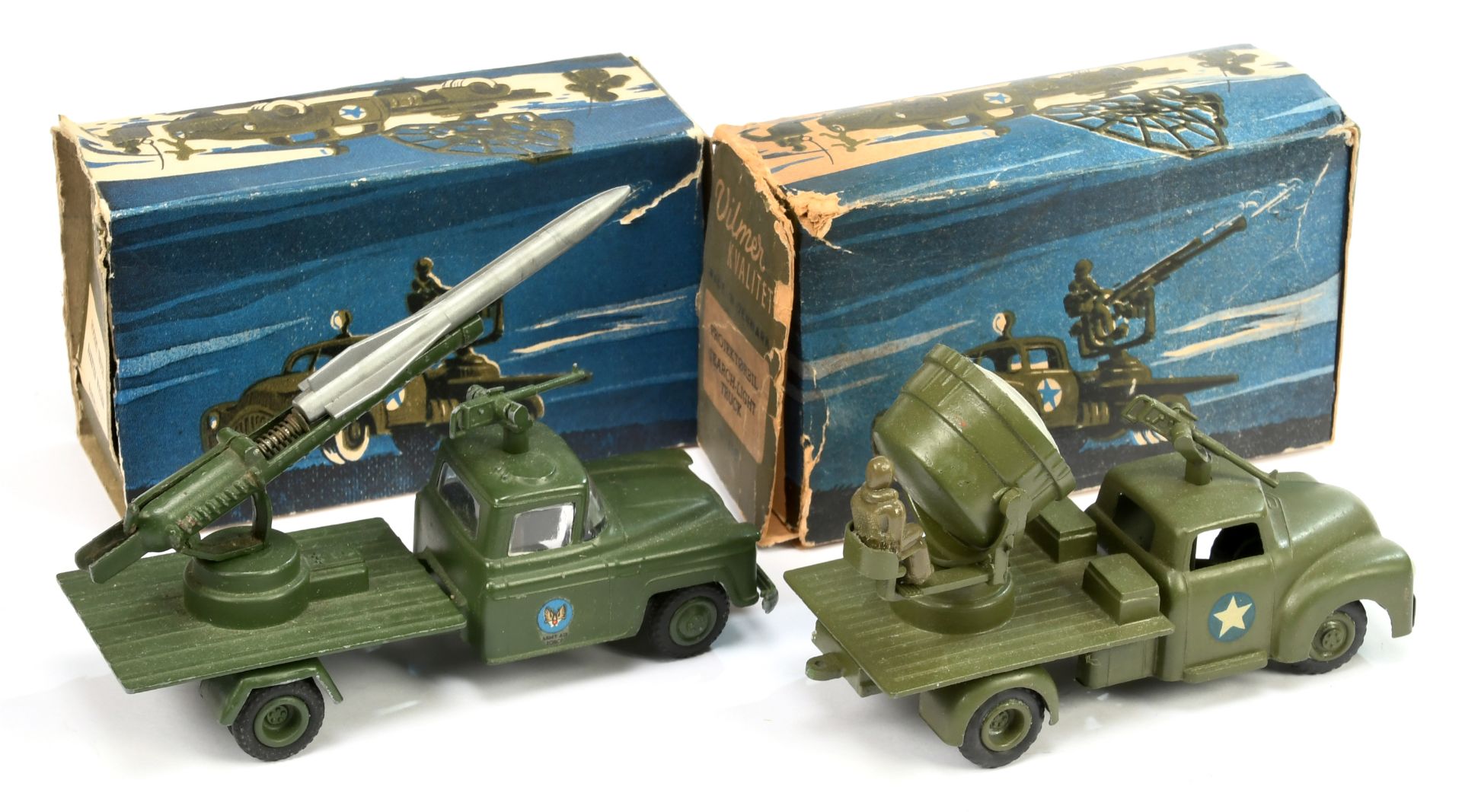 Vilmer  (1/50th) military a pair  - (1) 459 Dodge flat Truck with searchlight - green including hubs - Bild 2 aus 2