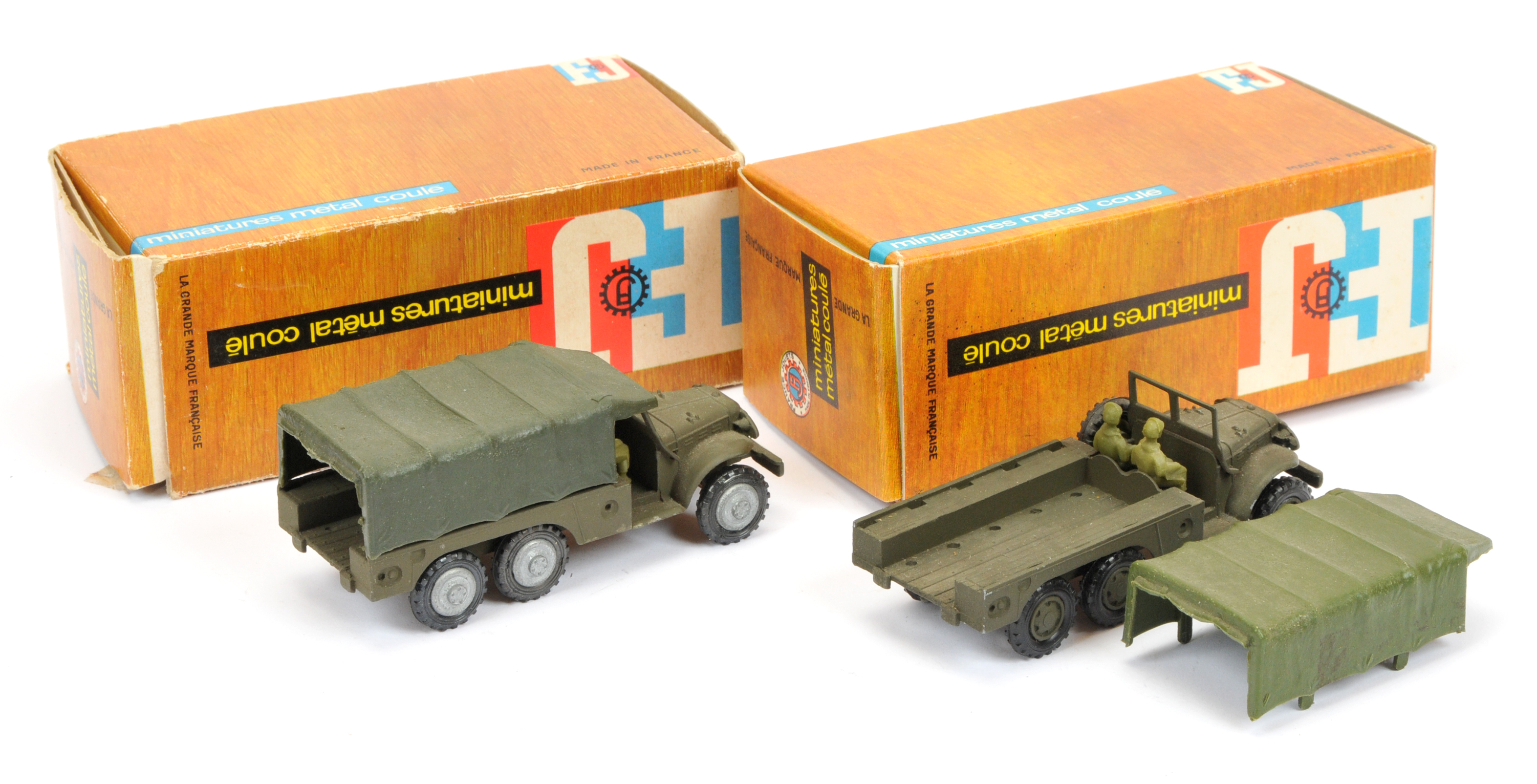 FJ Military a pair  - (1) GMC covered lorry -Drab green including hubs with military green plasti... - Image 2 of 2