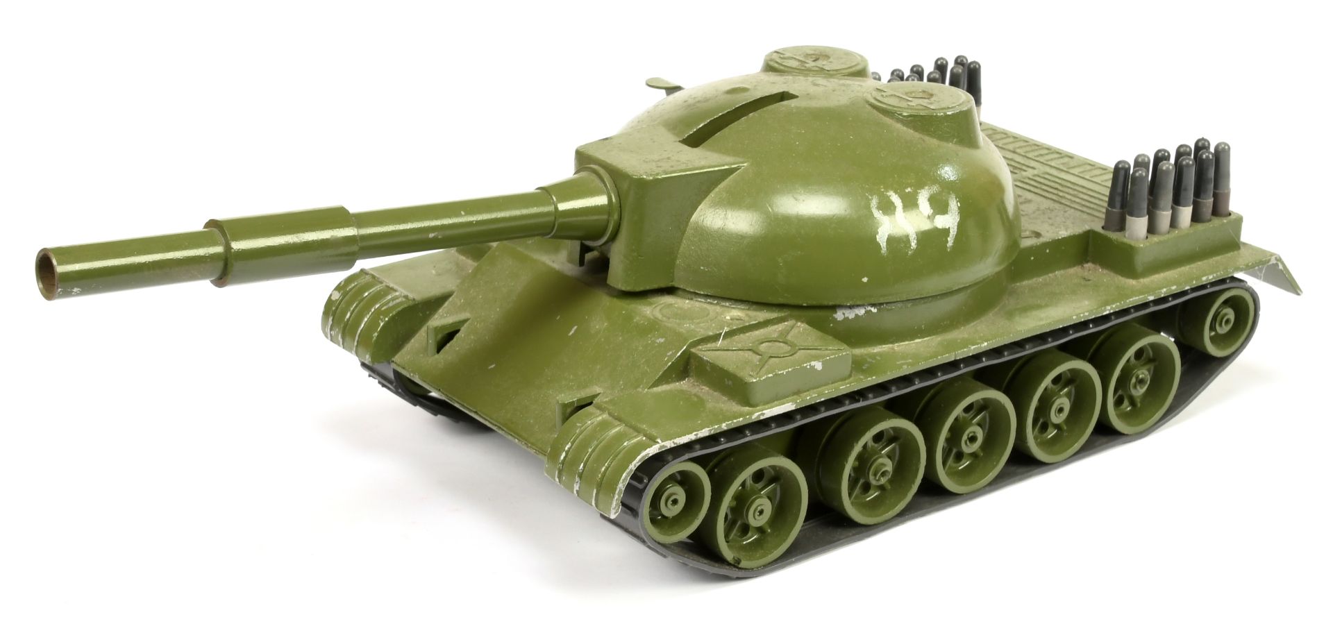 Russain made large scale T62 tank - finished in military green with plastic rollers 