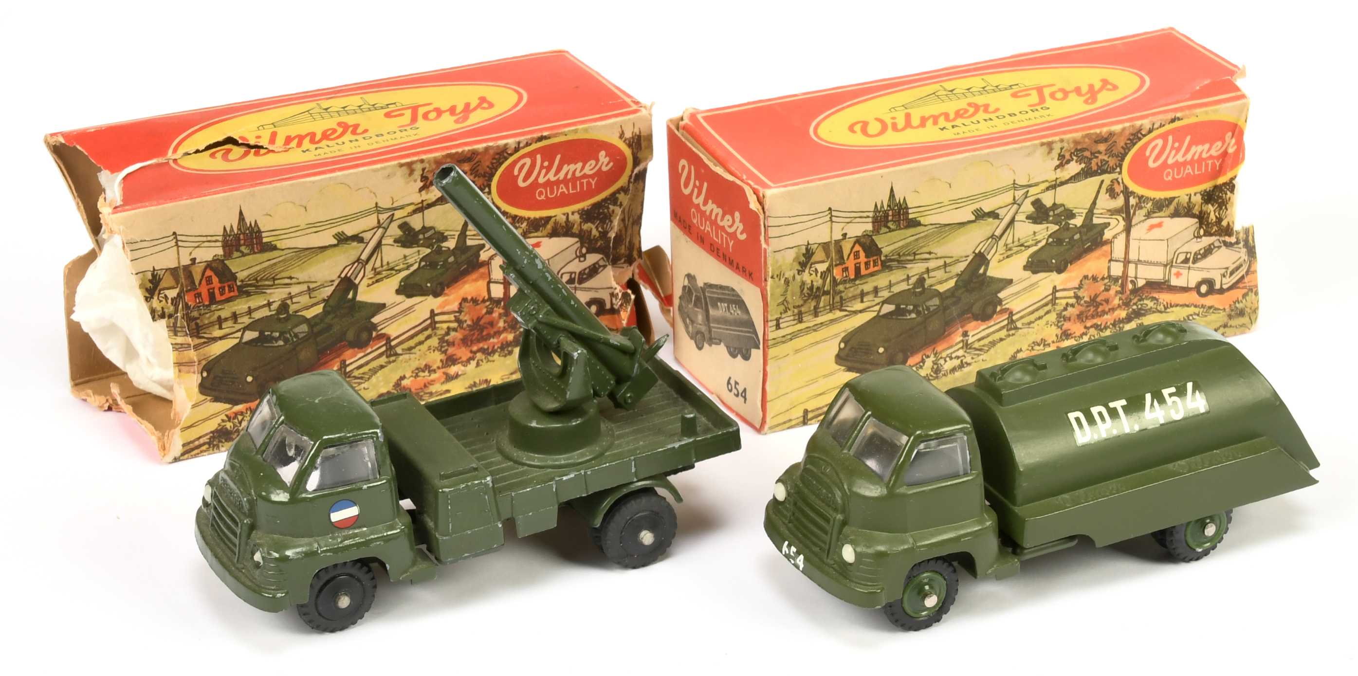 Vilmer (1/50th) military  - Bedford trucks a pair - (1) Tanker - green including hubs