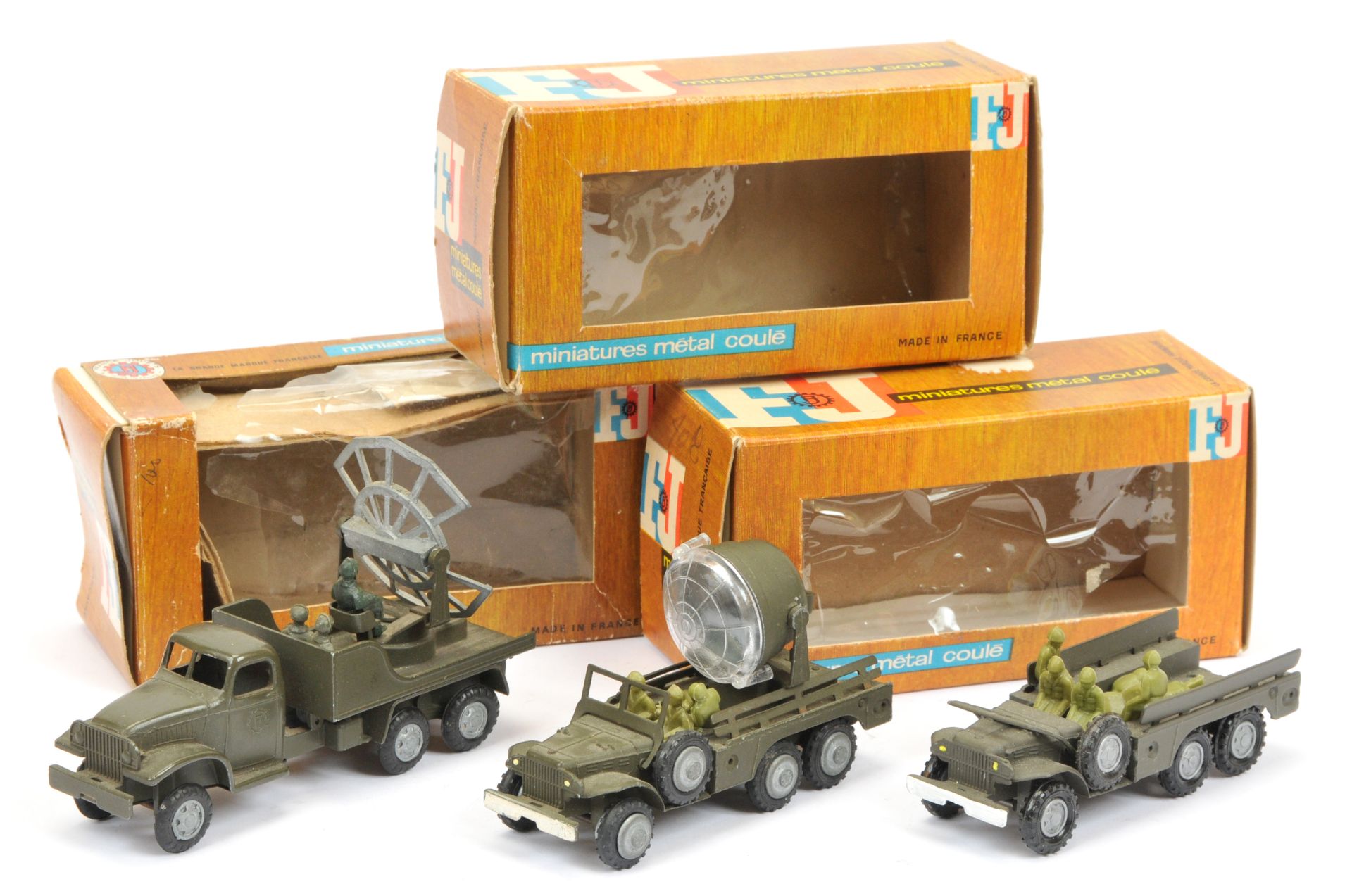 FJ Military a group of 3  - (1) Searchlight  lorry - Drab green with silver hubs (2) With Radar S...